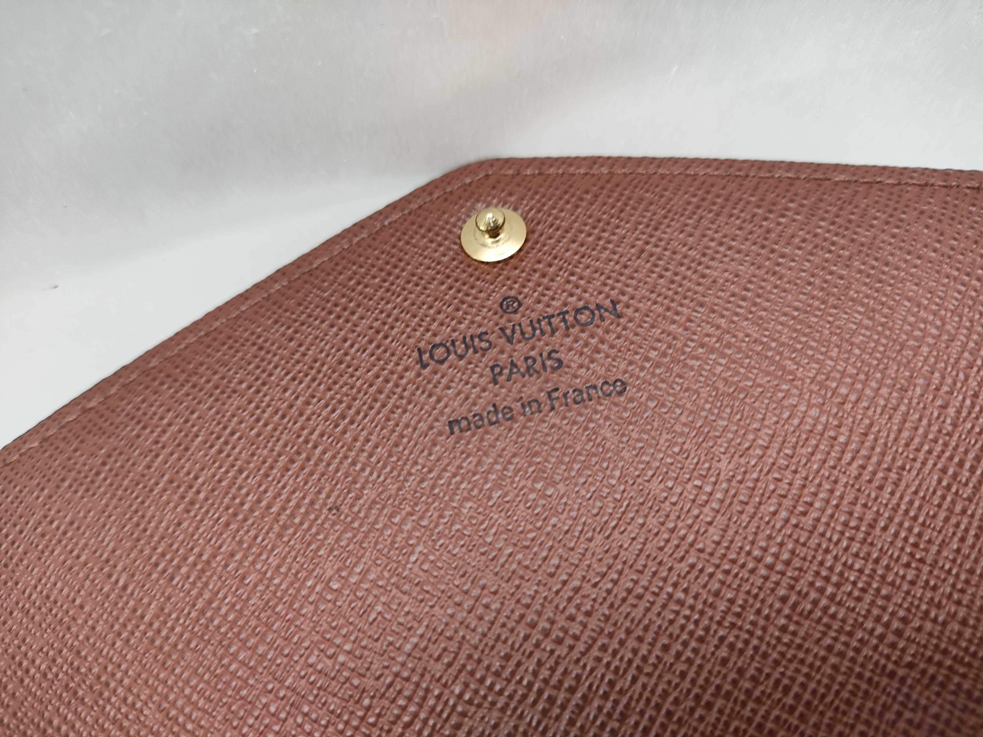 Monogram Portefeuille Sarah Wallet — view 12