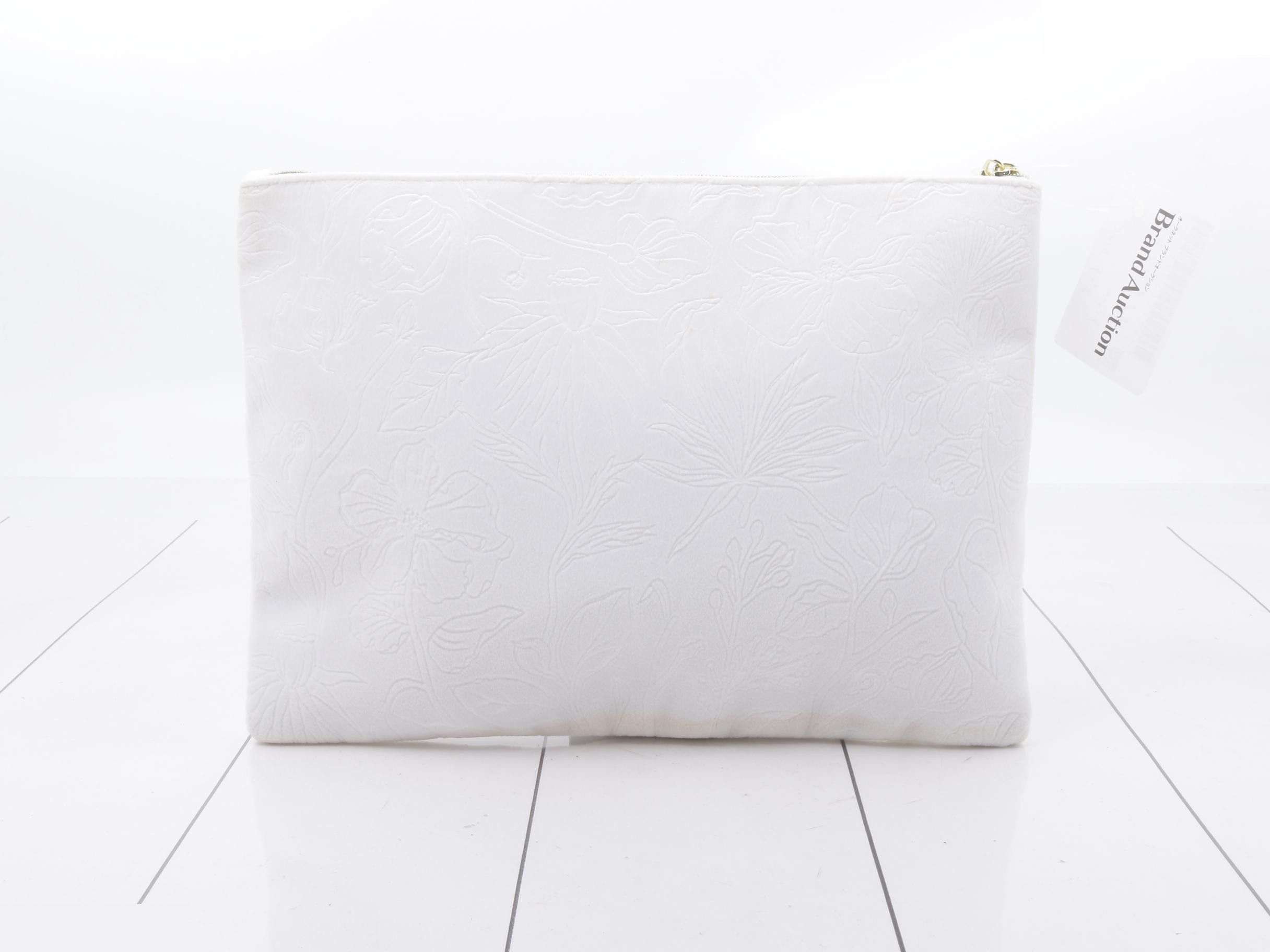 logo pouch — view 2