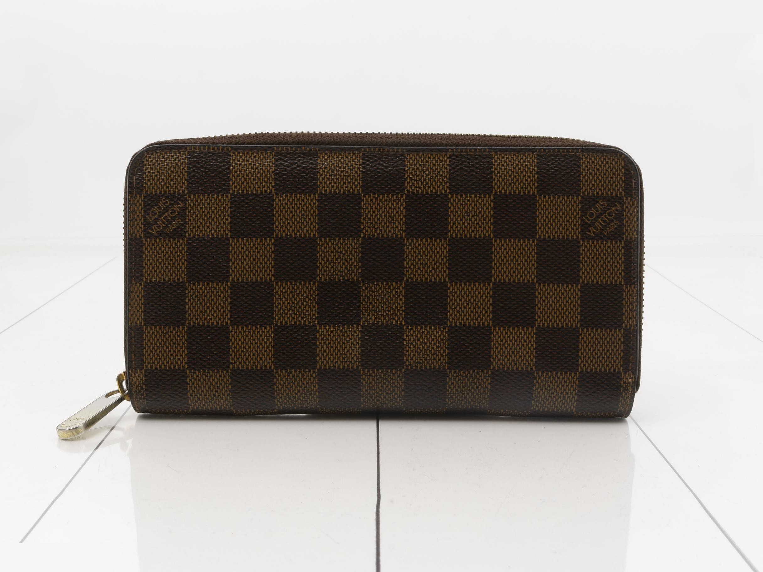 Damier Zippy Wallet N60015