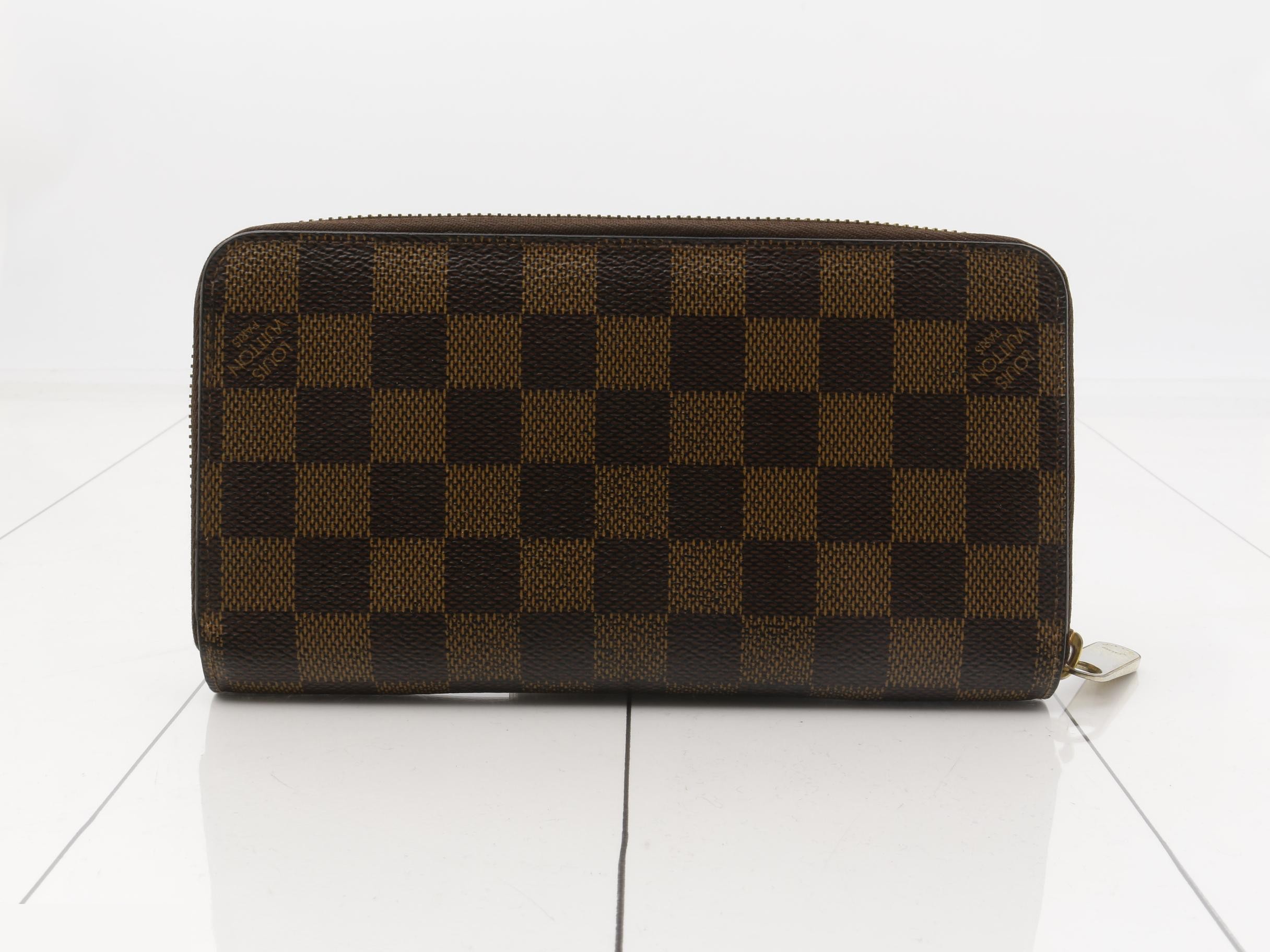 Damier Zippy Wallet N60015 — view 2