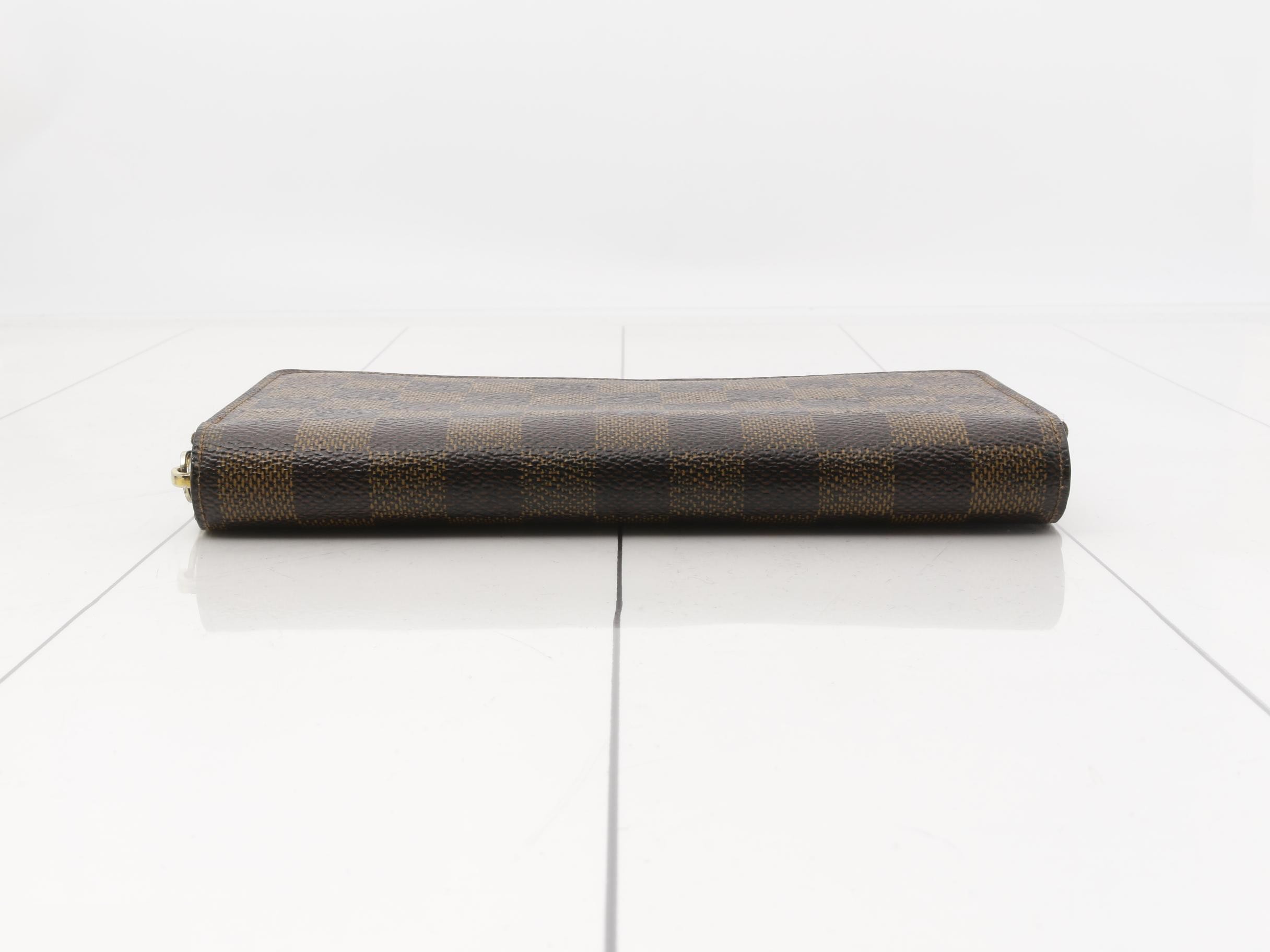 Damier Zippy Wallet N60015 — view 3
