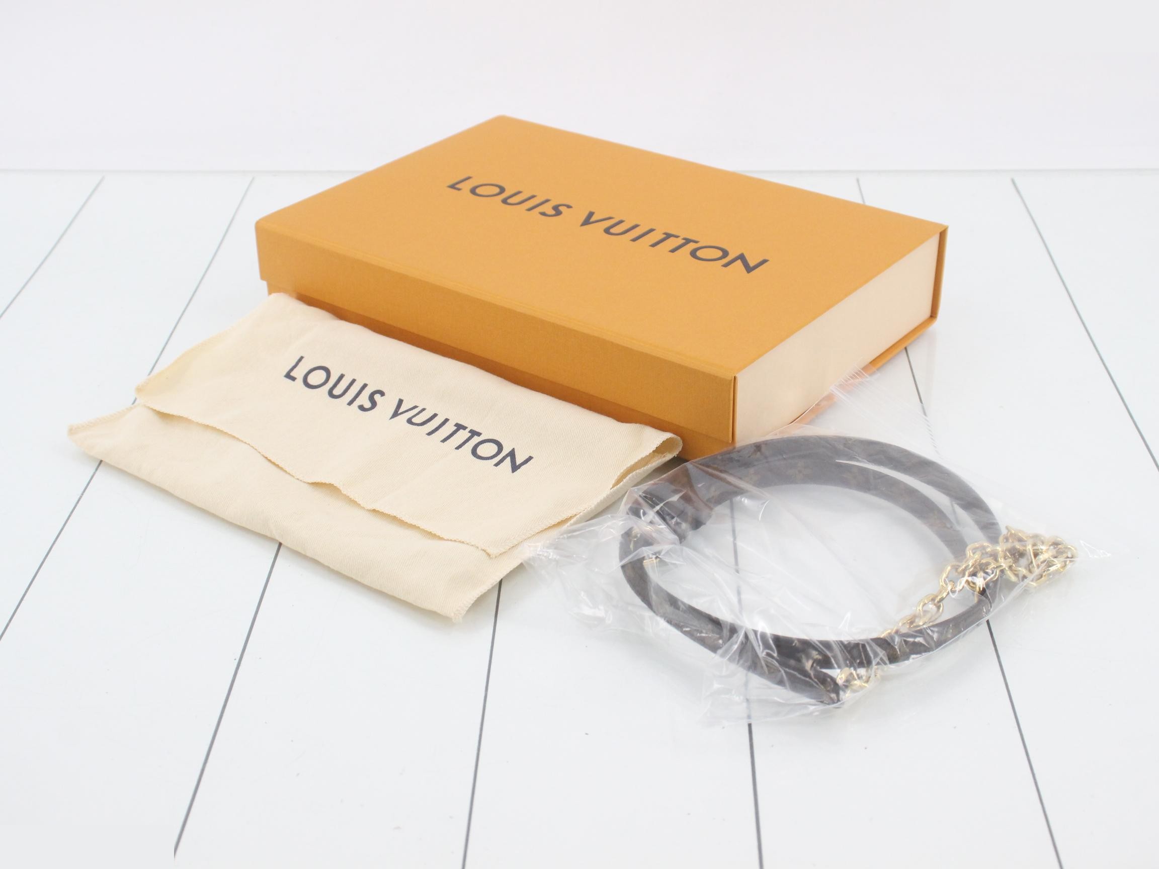 Pochette Trunk Vertical Monogram Reverse, with protective seal, unused. — view 5