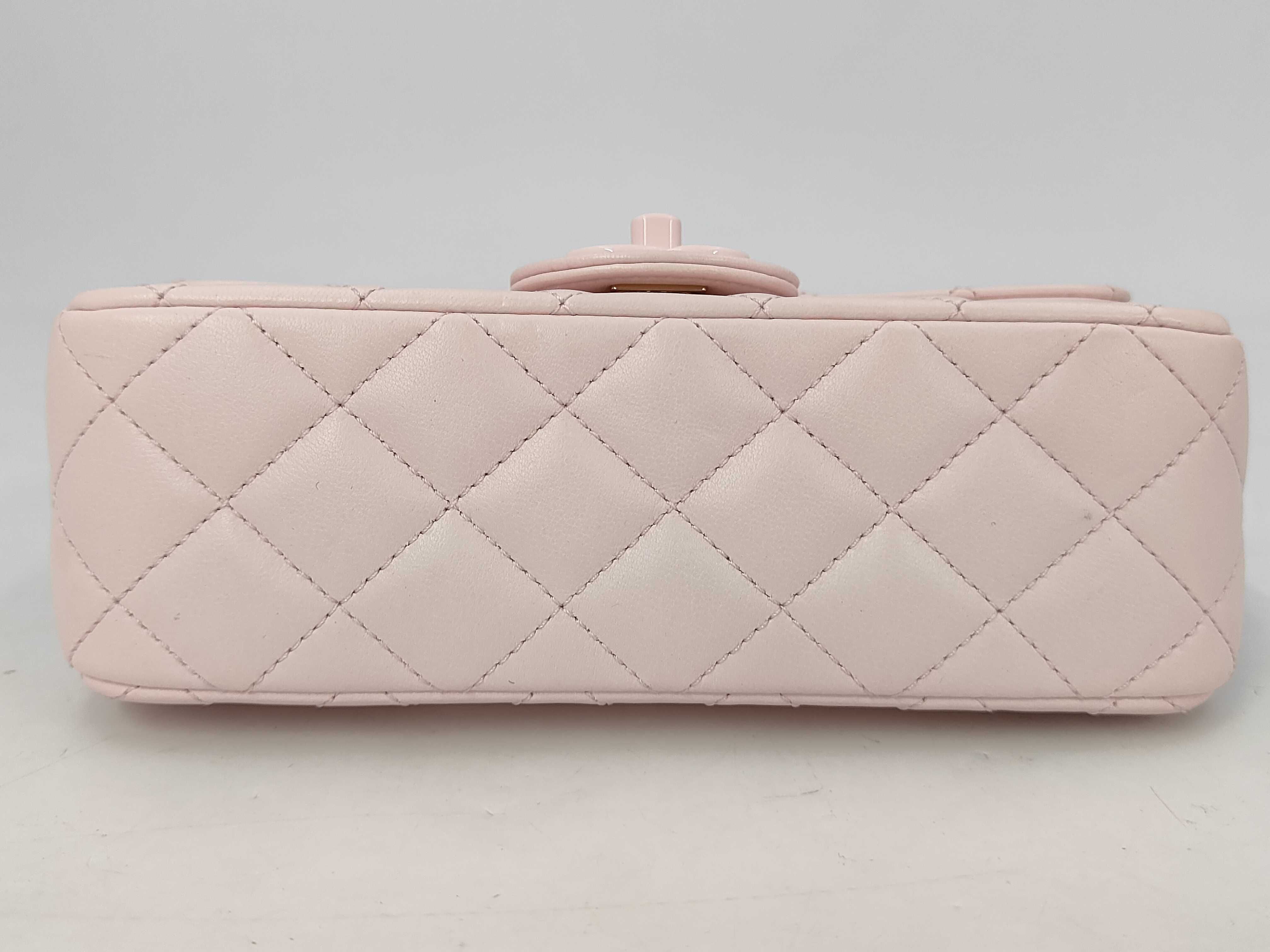 Matelassé Shoulder Bag — view 4