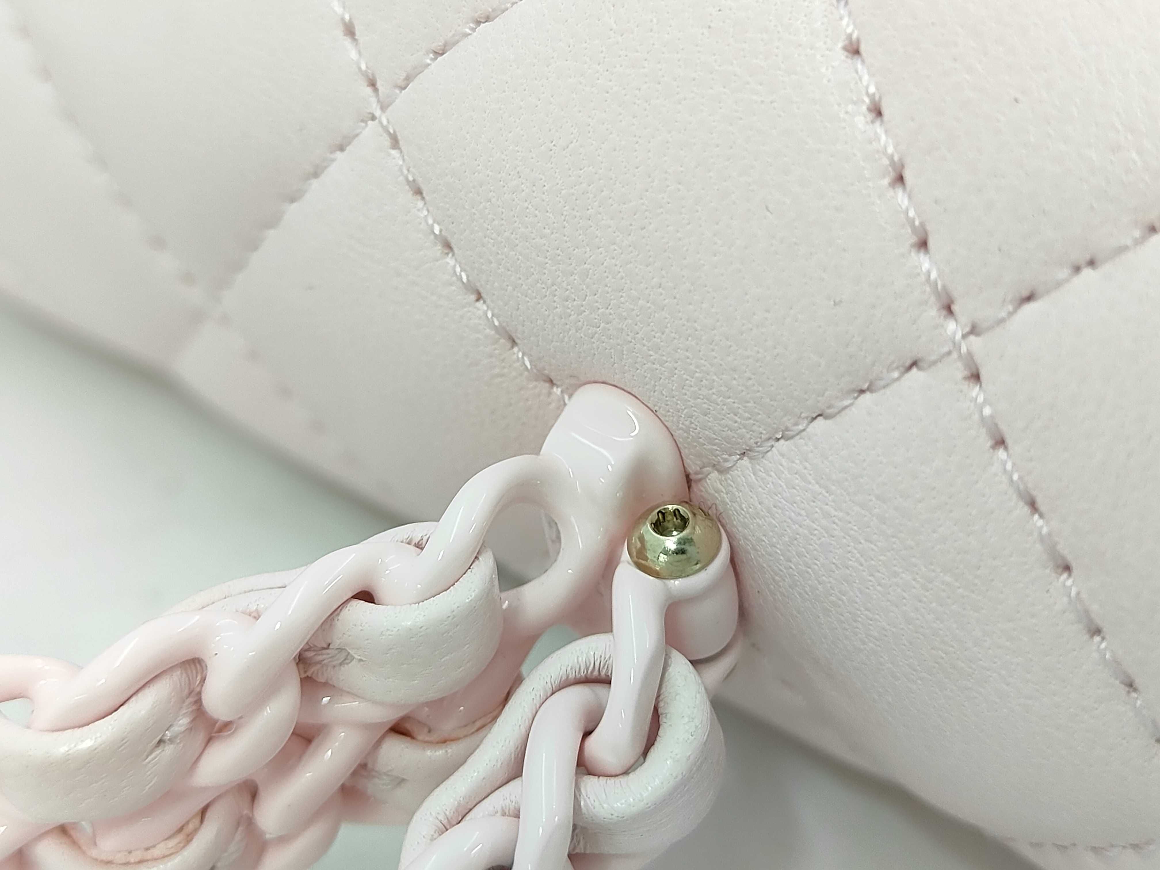 Matelassé Shoulder Bag — view 5