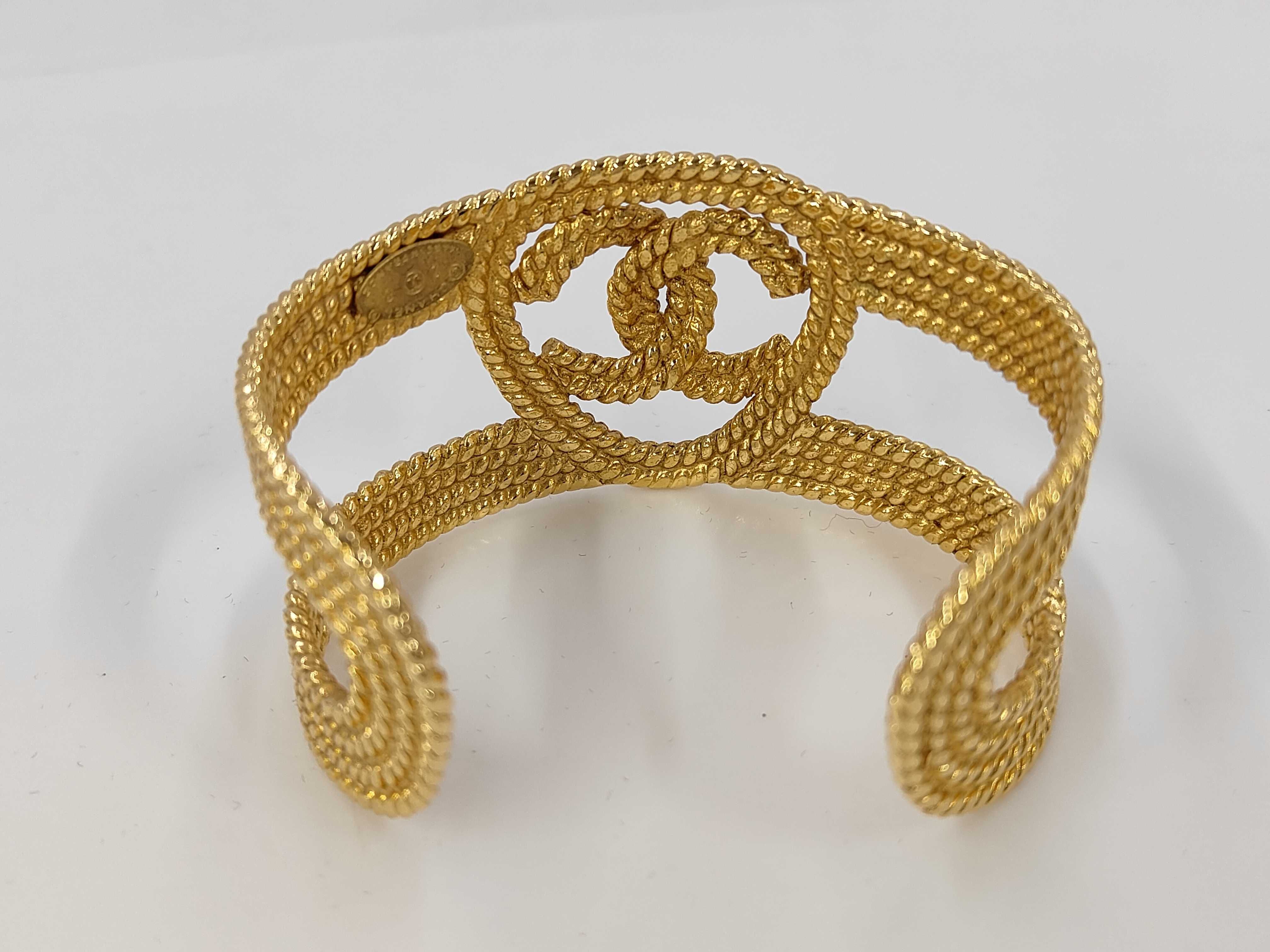 Coco Heart Bangle 28 Bracelet/Bangle — view 3