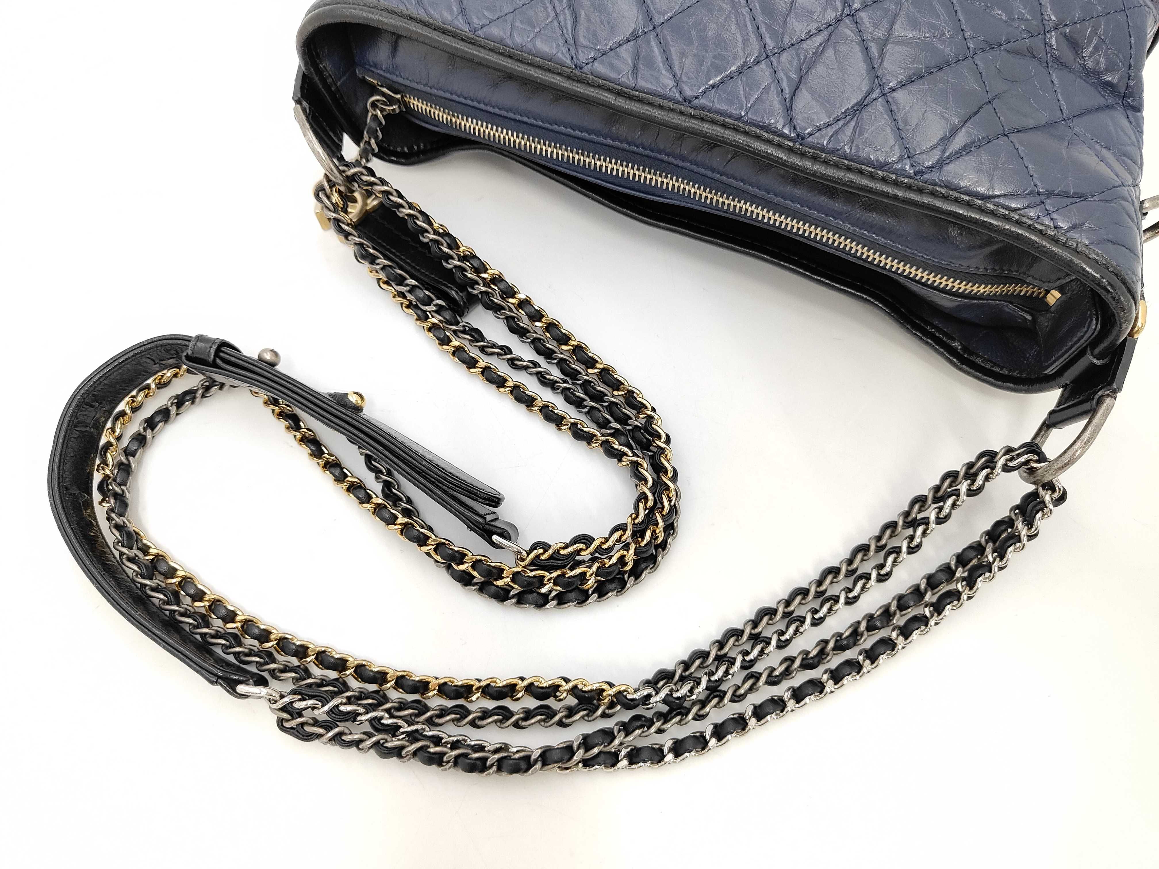 Chain Shoulder Bag, Gabrielle de Chanel, Large, Vintage Calfskin, Navy/Black, A93824 Shoulder Bag — view 5