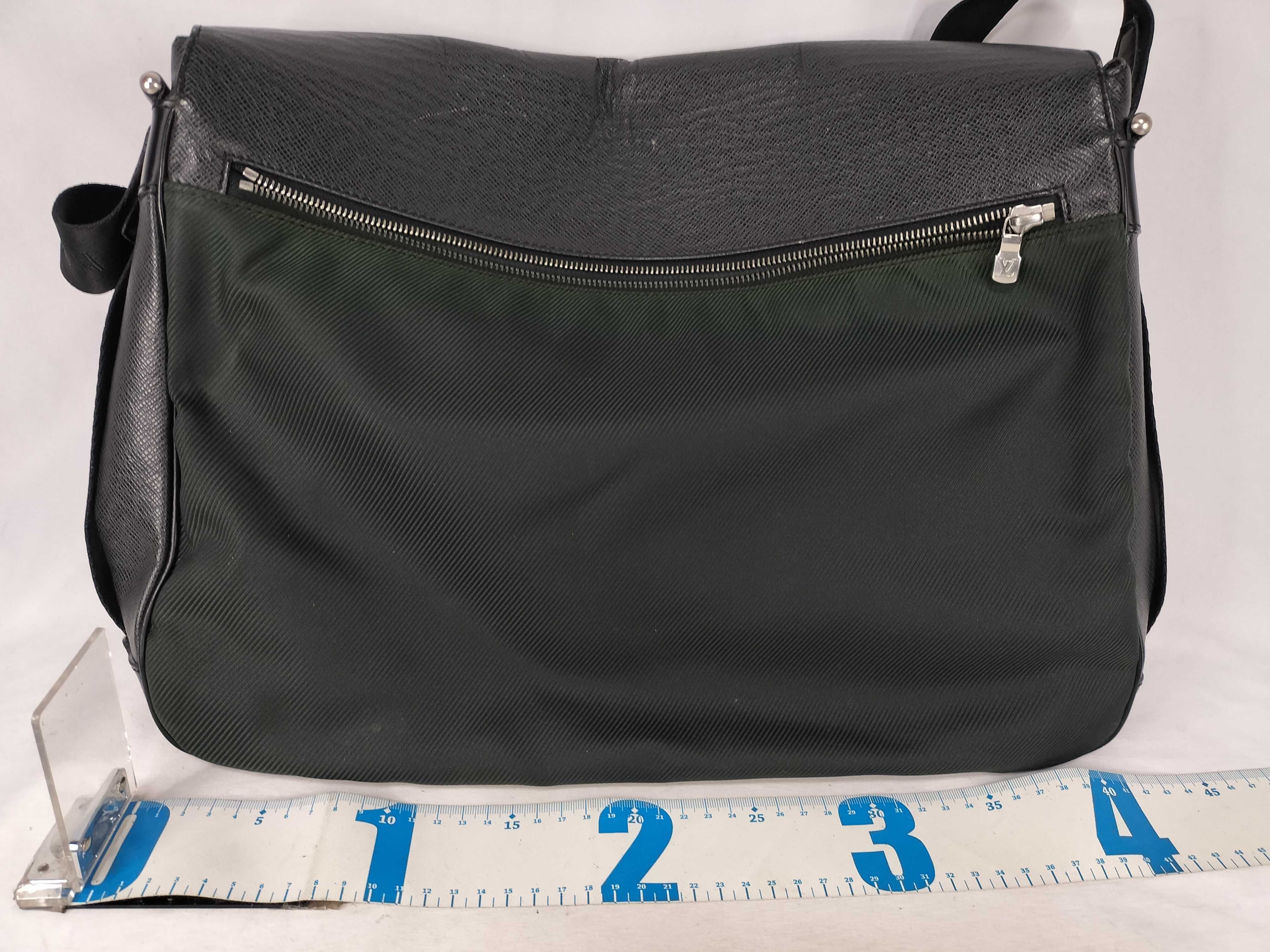 Taiga Delsu Shoulder Bag — view 2