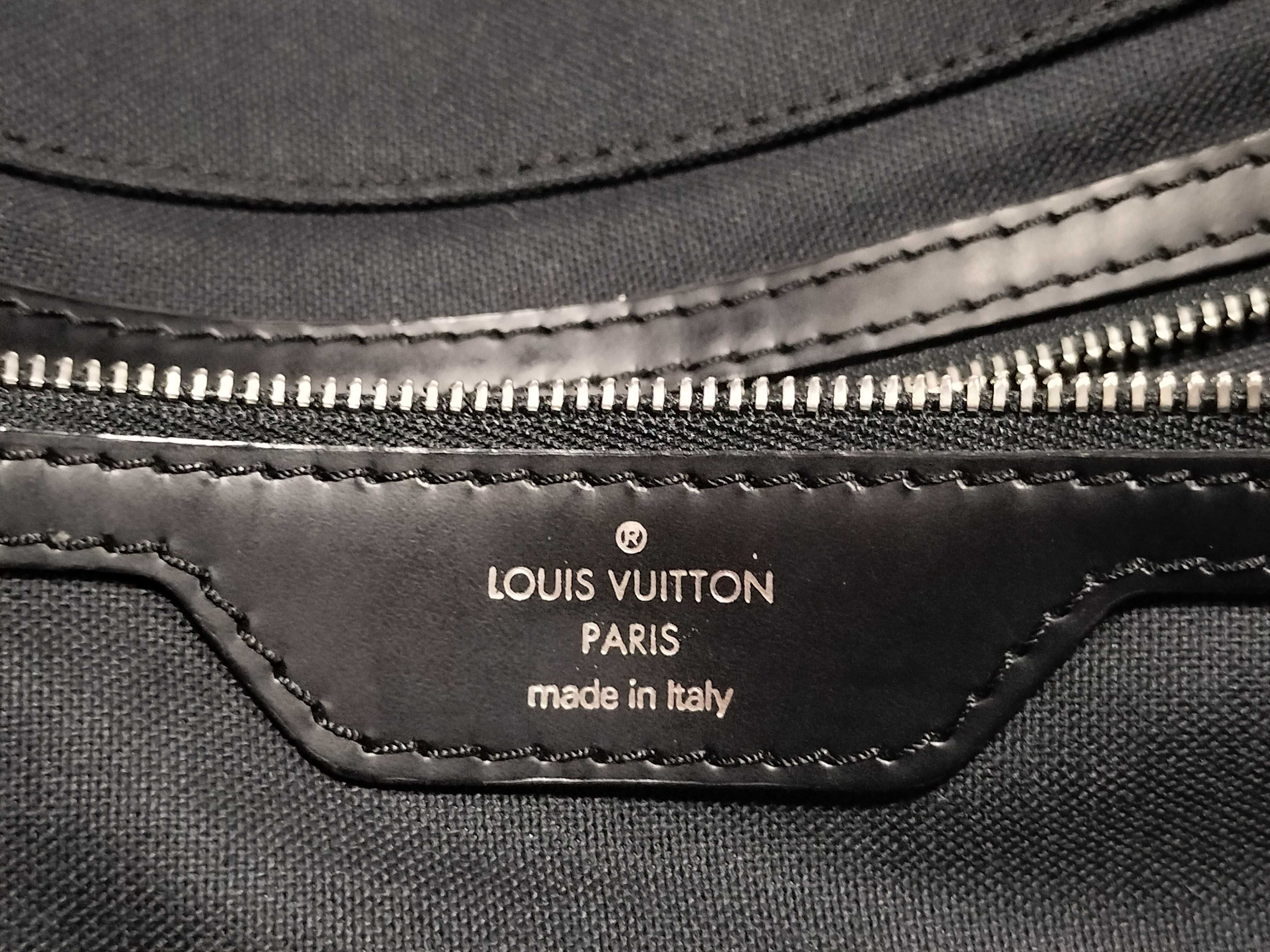 Taiga Delsu Shoulder Bag — view 12