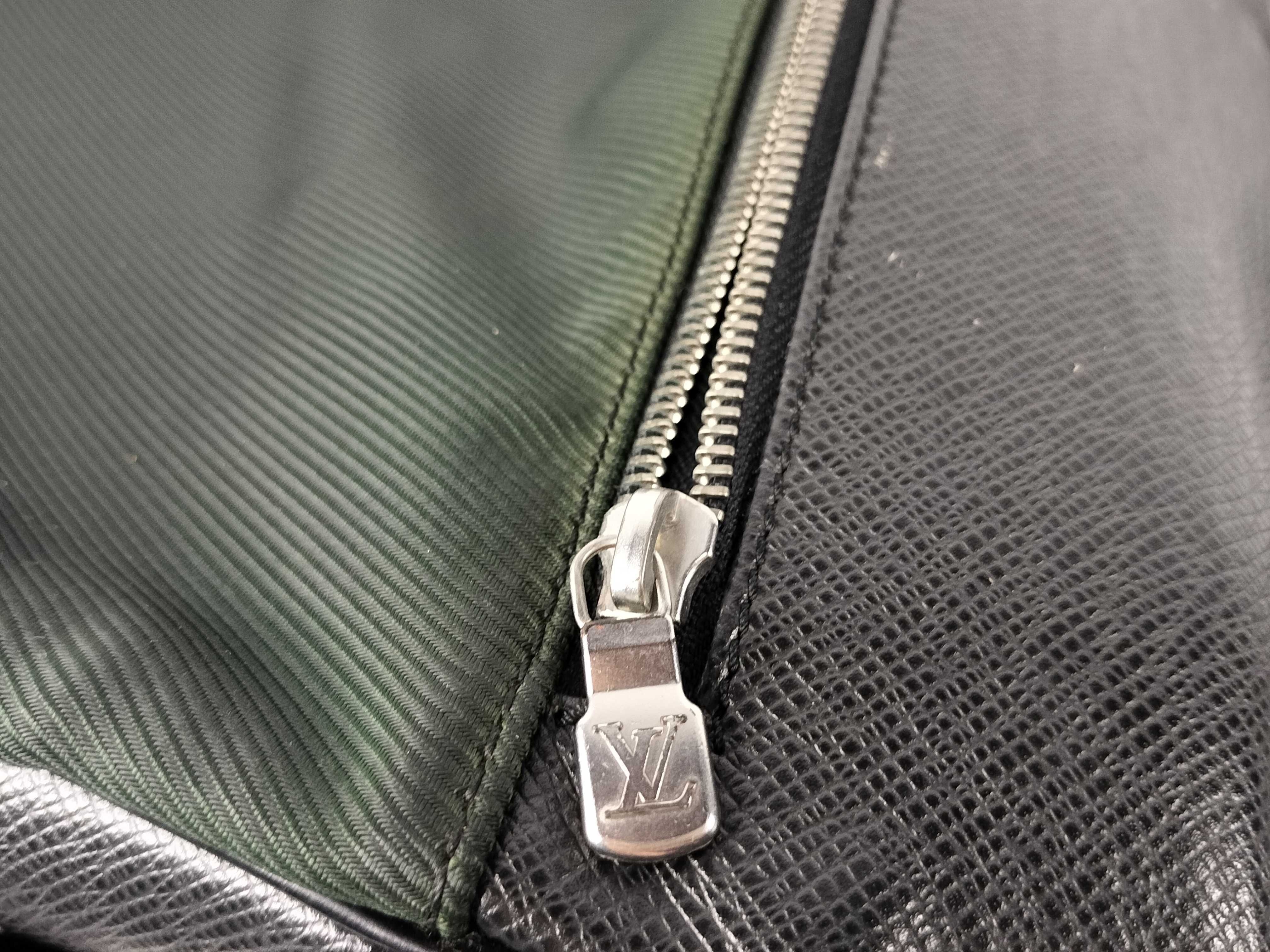 Taiga Delsu Shoulder Bag — view 15