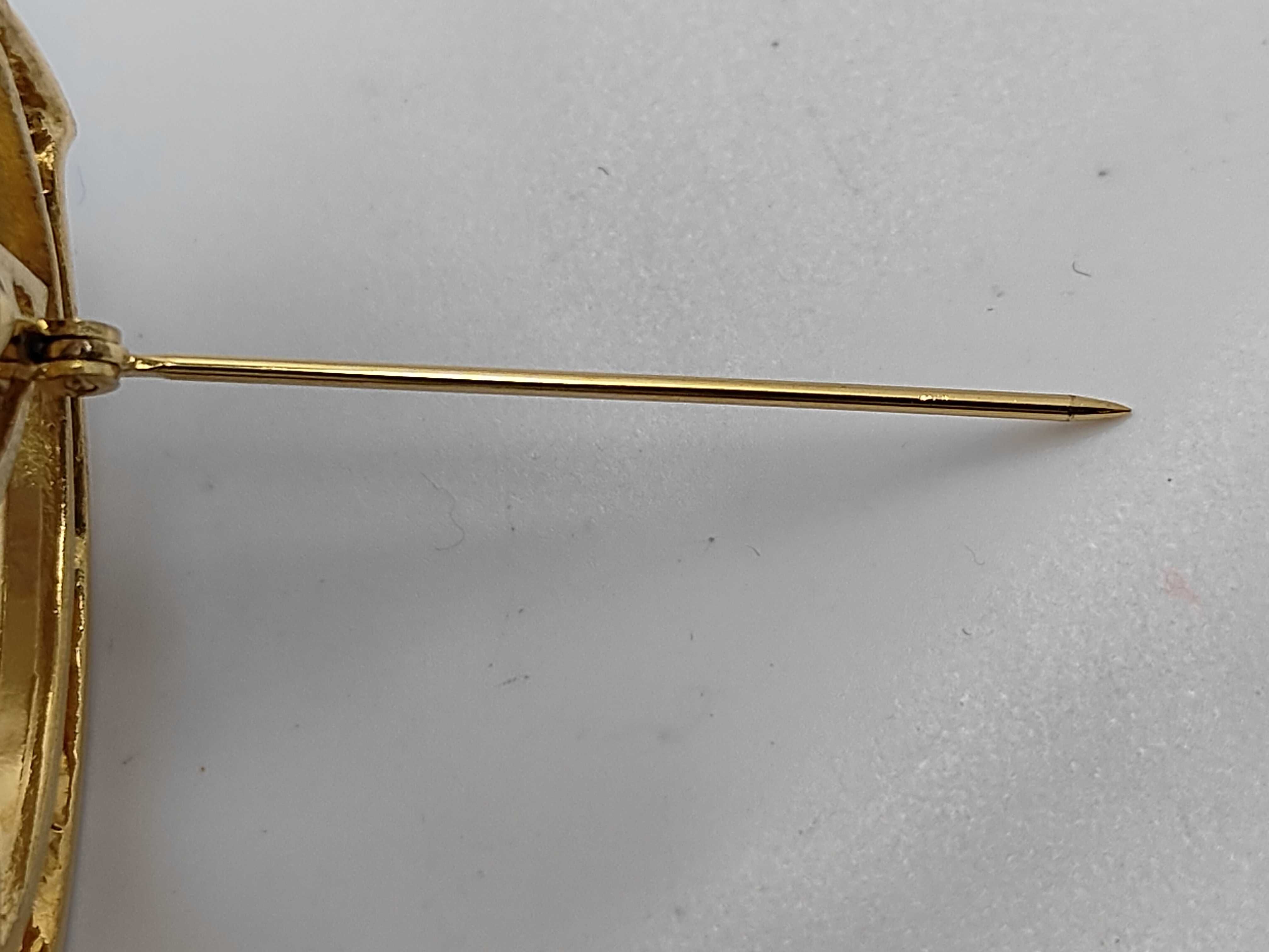 Logo GP Brooch — view 3
