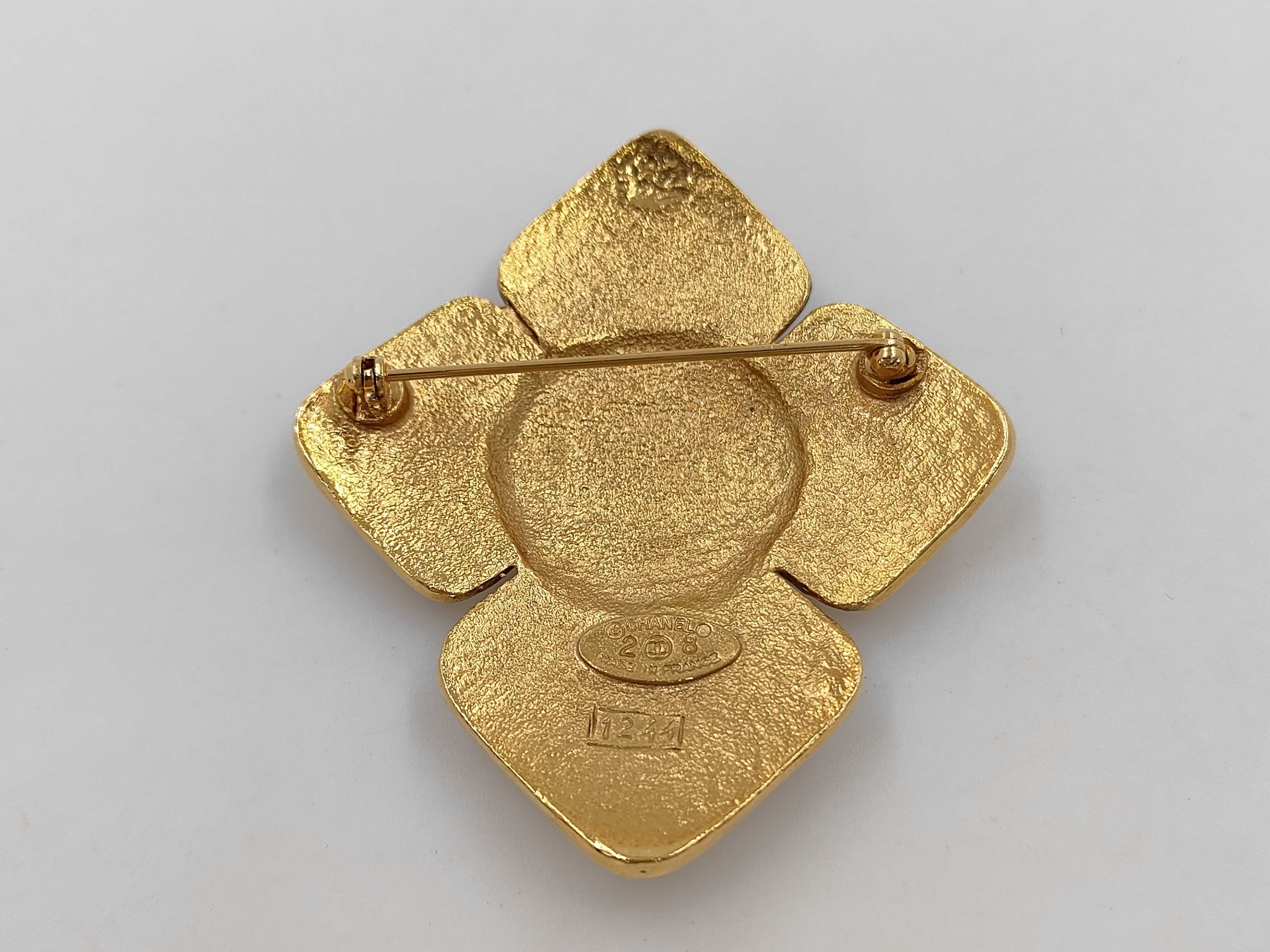 Coco Mark Chanel Logo 2 8 Brooch — view 2