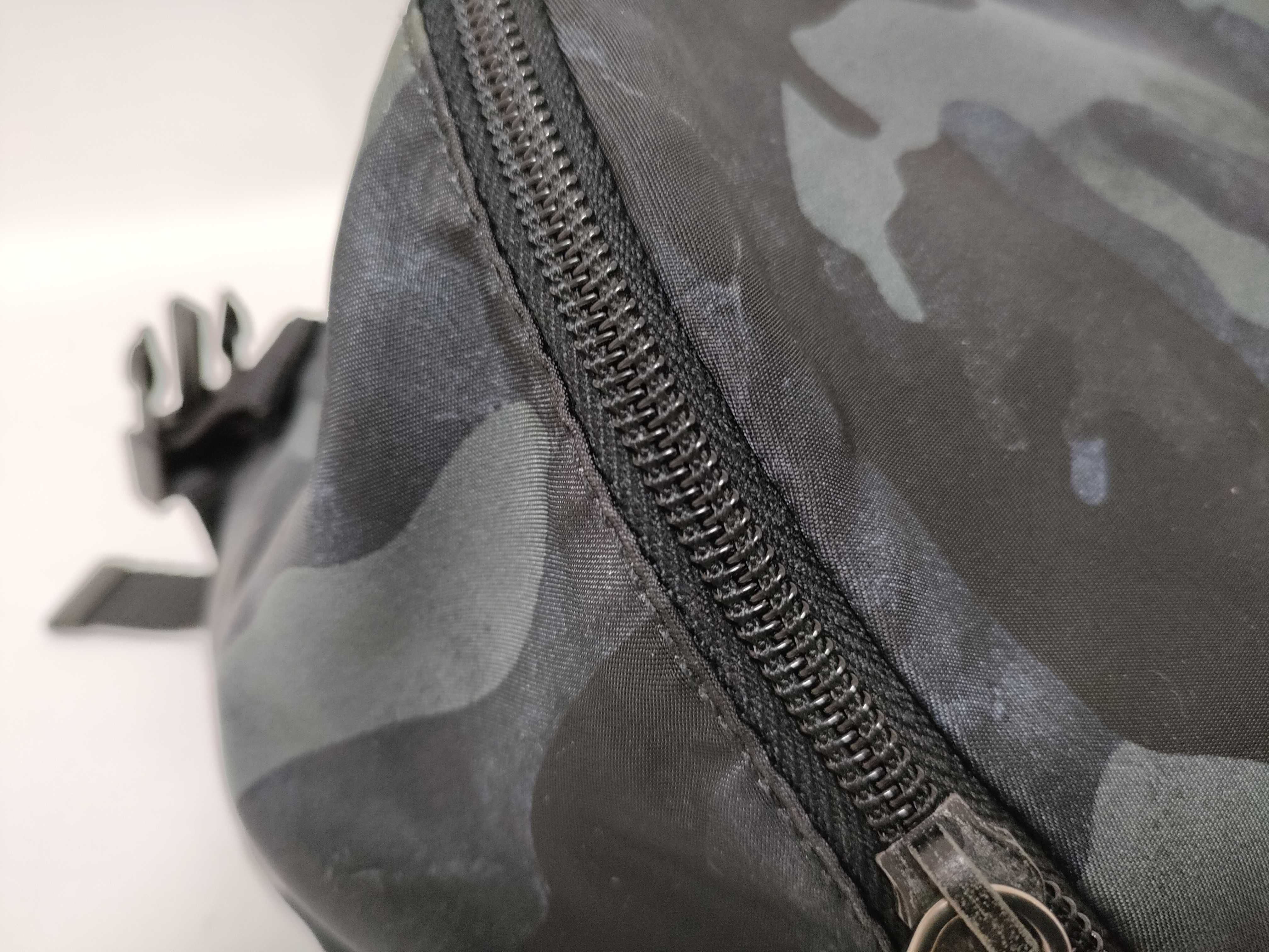 Nylon Camouflage Nylon Body Shoulder Bag (with white tag) — view 9