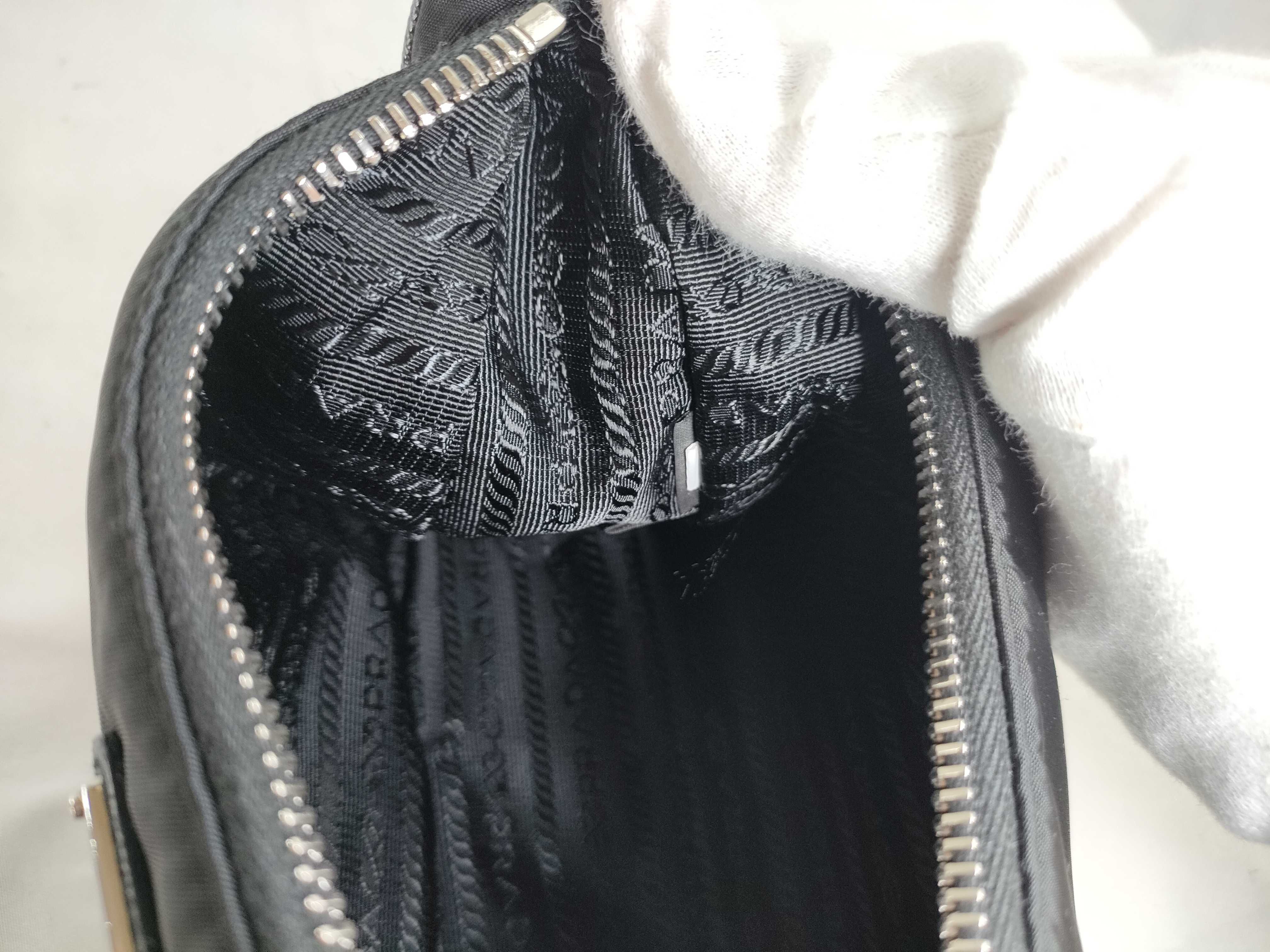 Nylon Prada Re-Edition 2005 Re-Nylon Nylon Shoulder Bag — view 9