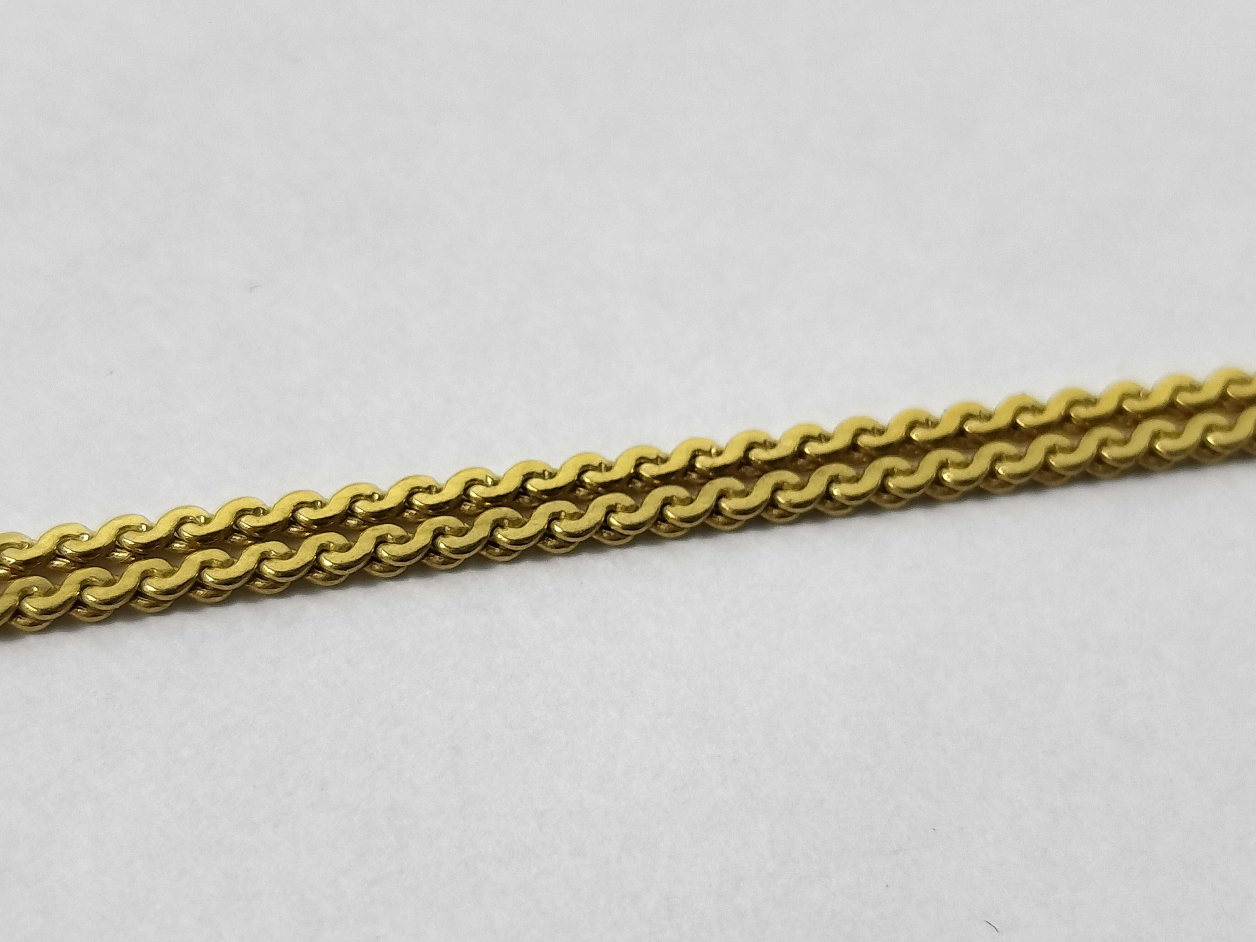 Christian / Necklace — view 9