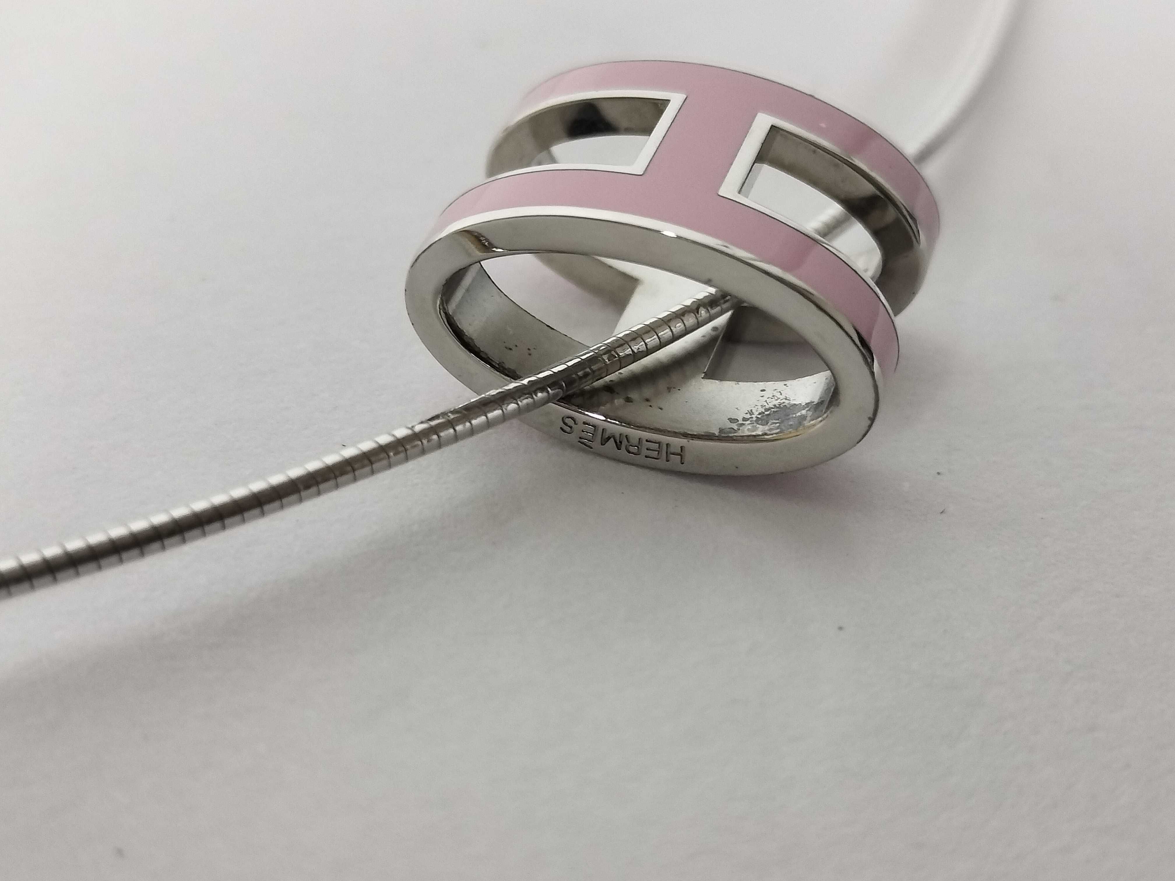 Pop H Necklace — view 4