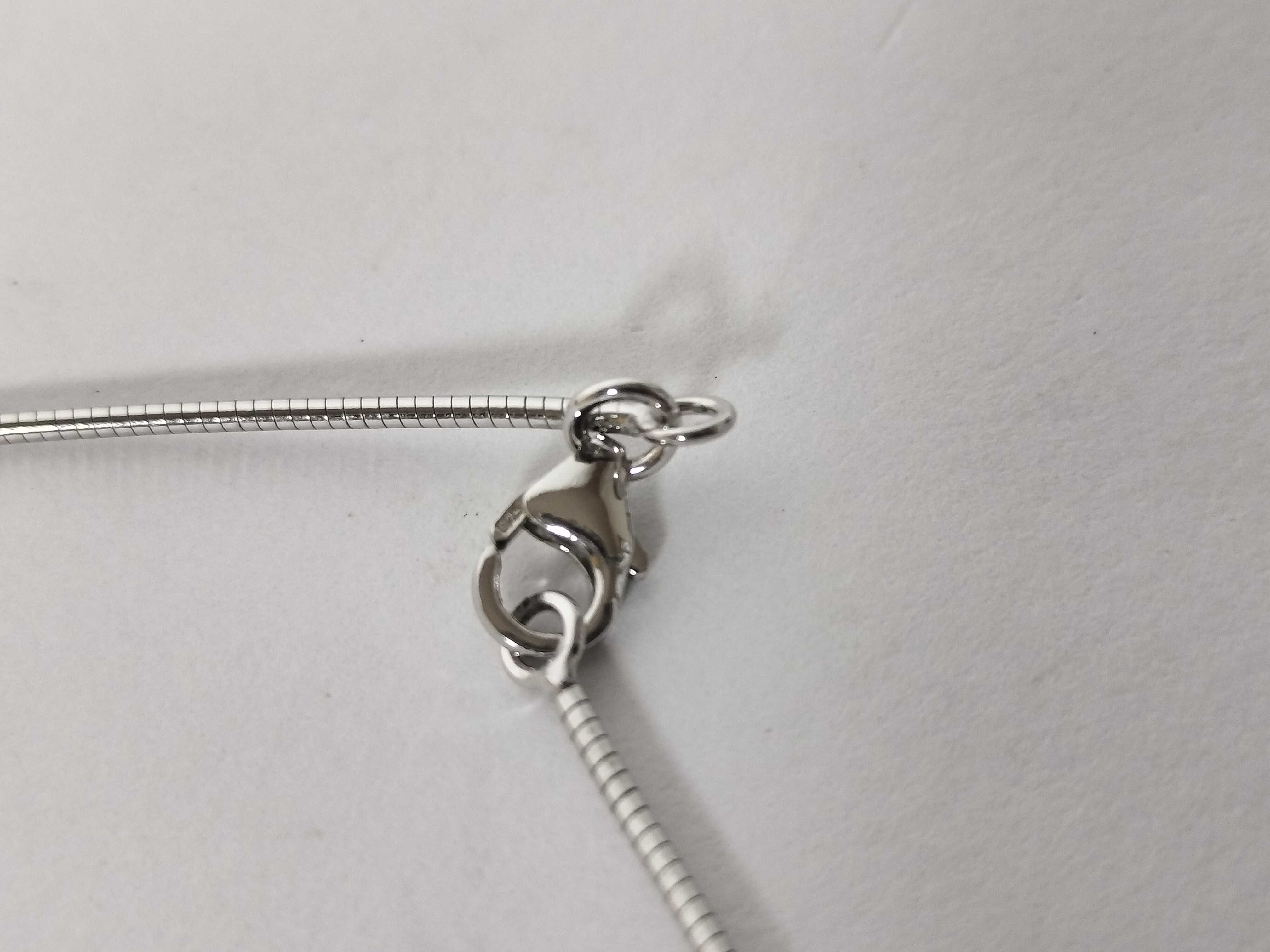 Pop H Necklace — view 5