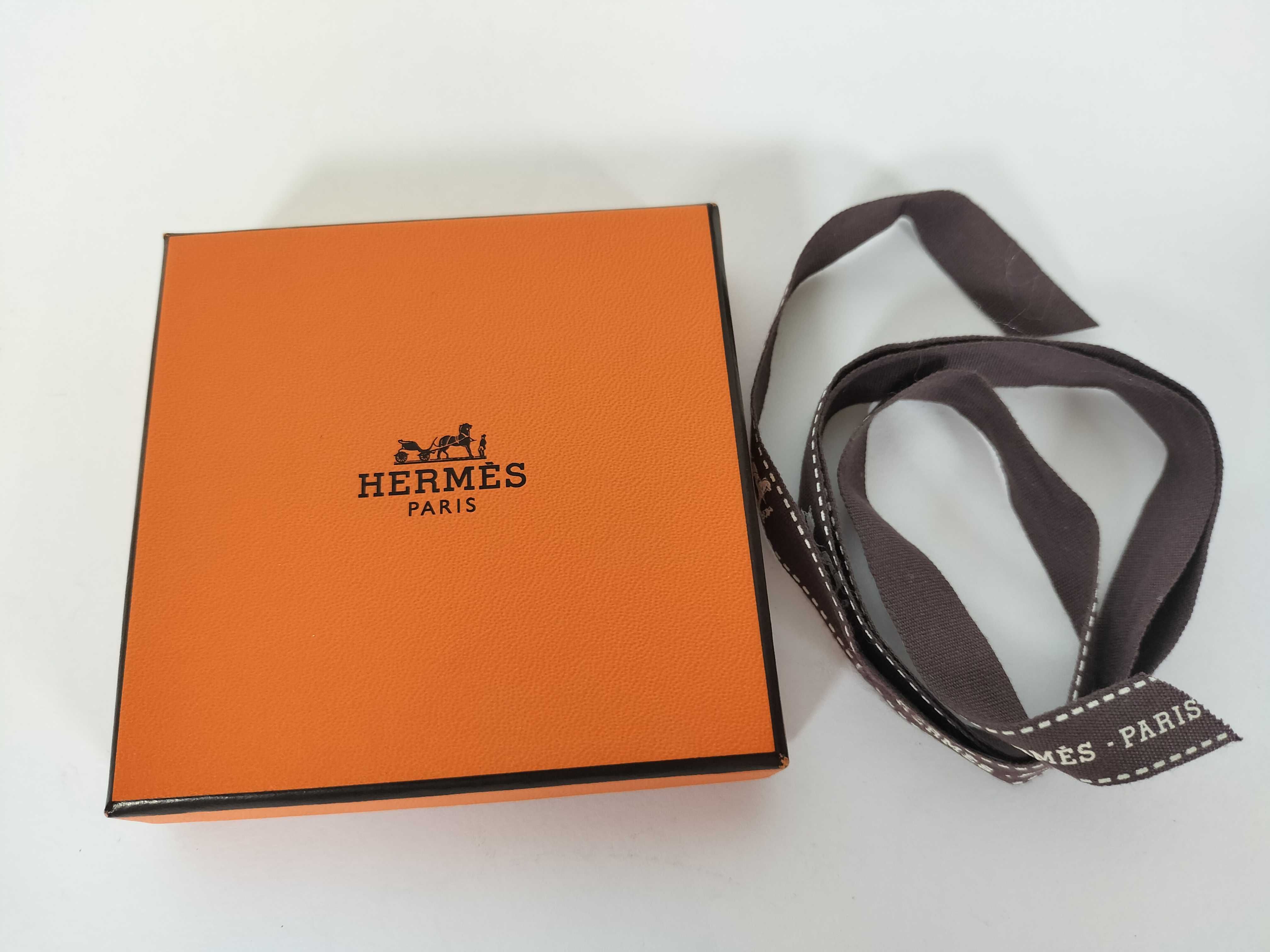Pop H Necklace — view 10