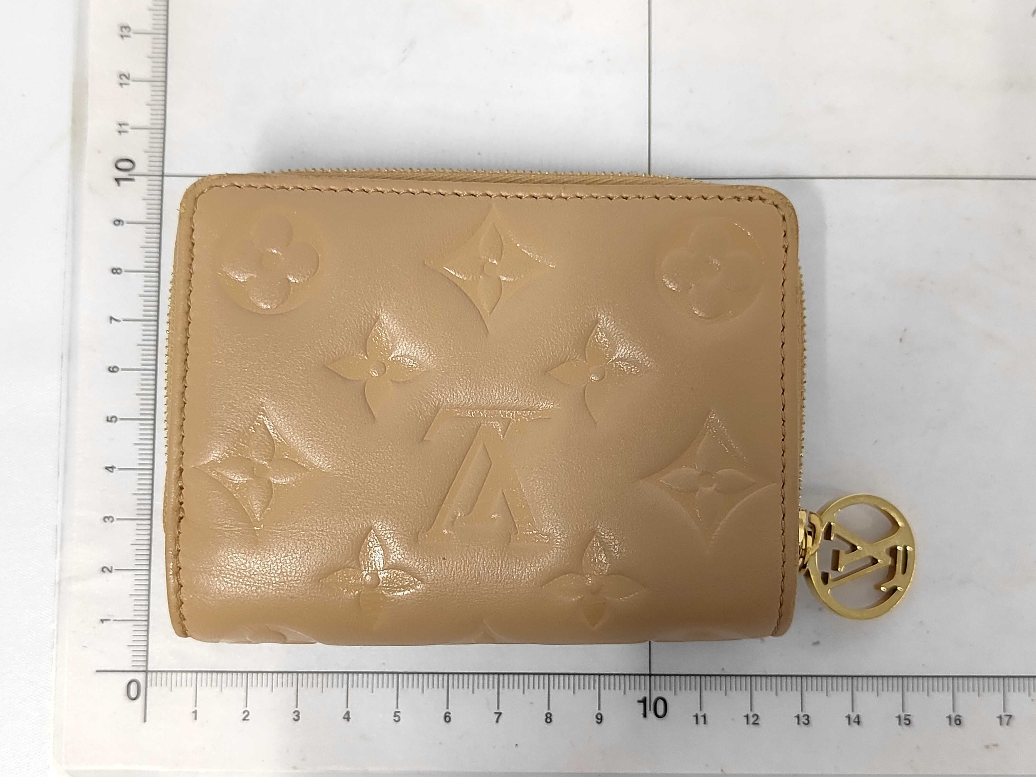 Monogram Embossed Portefeuille Lou Camel M81673 RFID Wallet — view 2