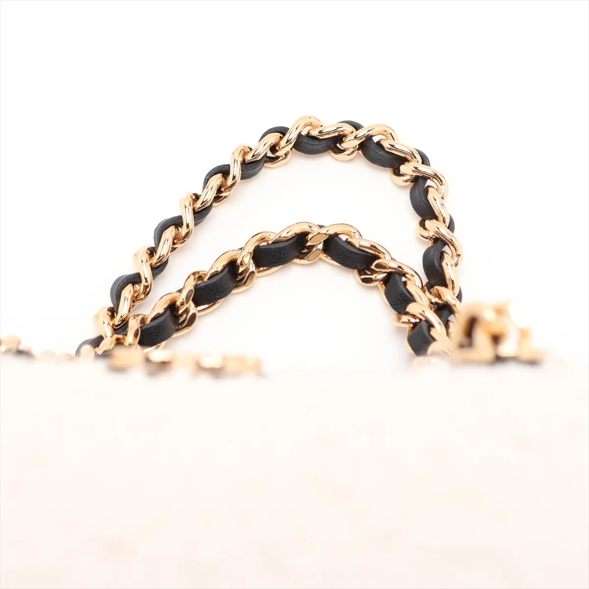 [Individually packaged] Chanel Coco Beach Tweed x Leather Chain Handbag, Beige x Black, Gold Hardware, N82NLLUA, Random Serial Number — view 6