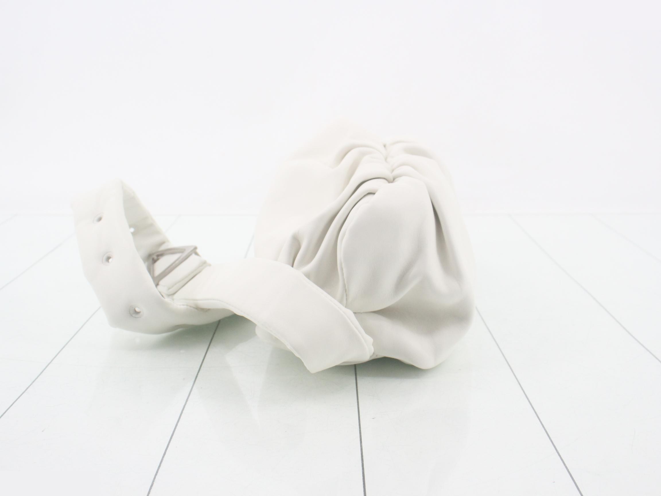 Body bag — view 3