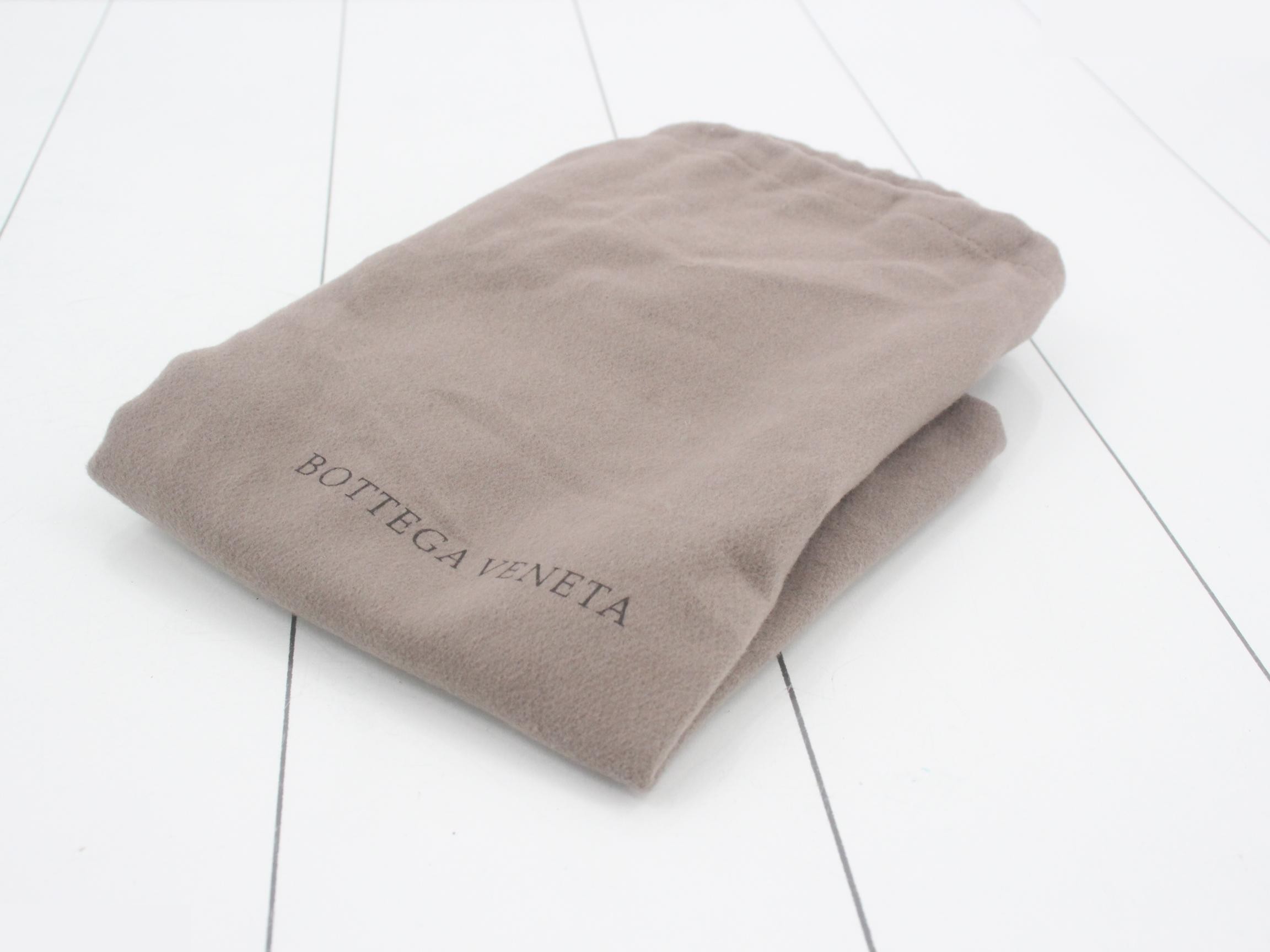 Body bag — view 7