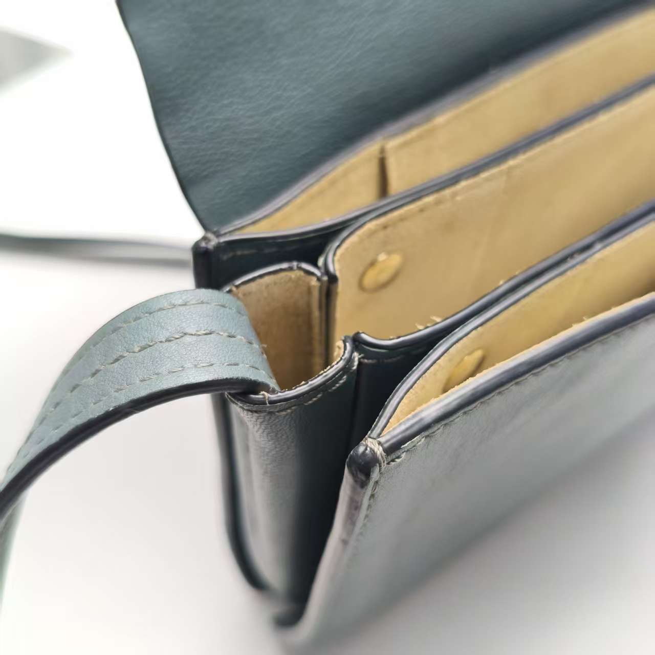 【*Shipped from: China*】Chloe Faye Leather Shoulder Bag — view 13