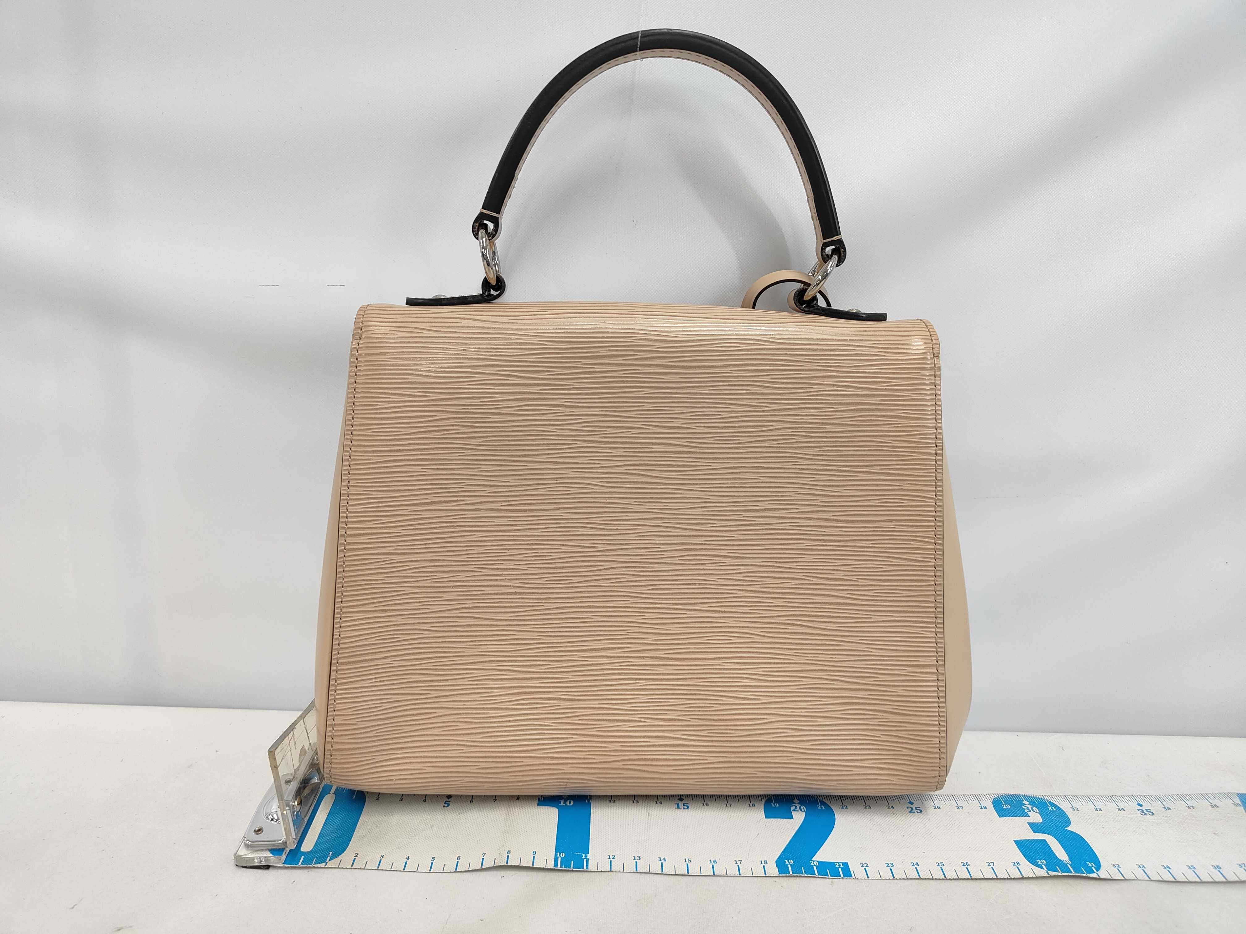 DU- Epi Cluny MM M41300 CA2175 Handbag — view 2