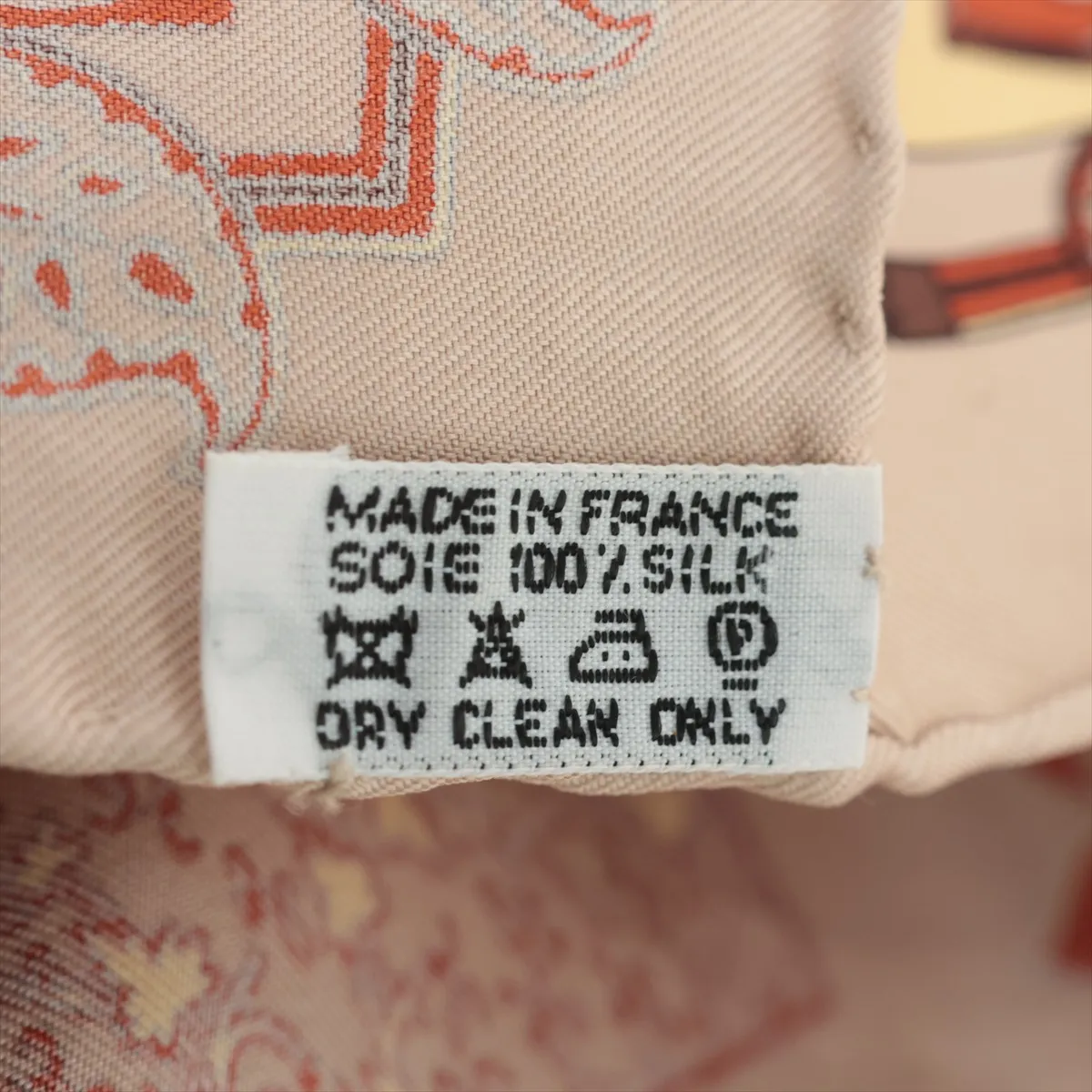 Carre 45 Scarf Silk Beige — view 7