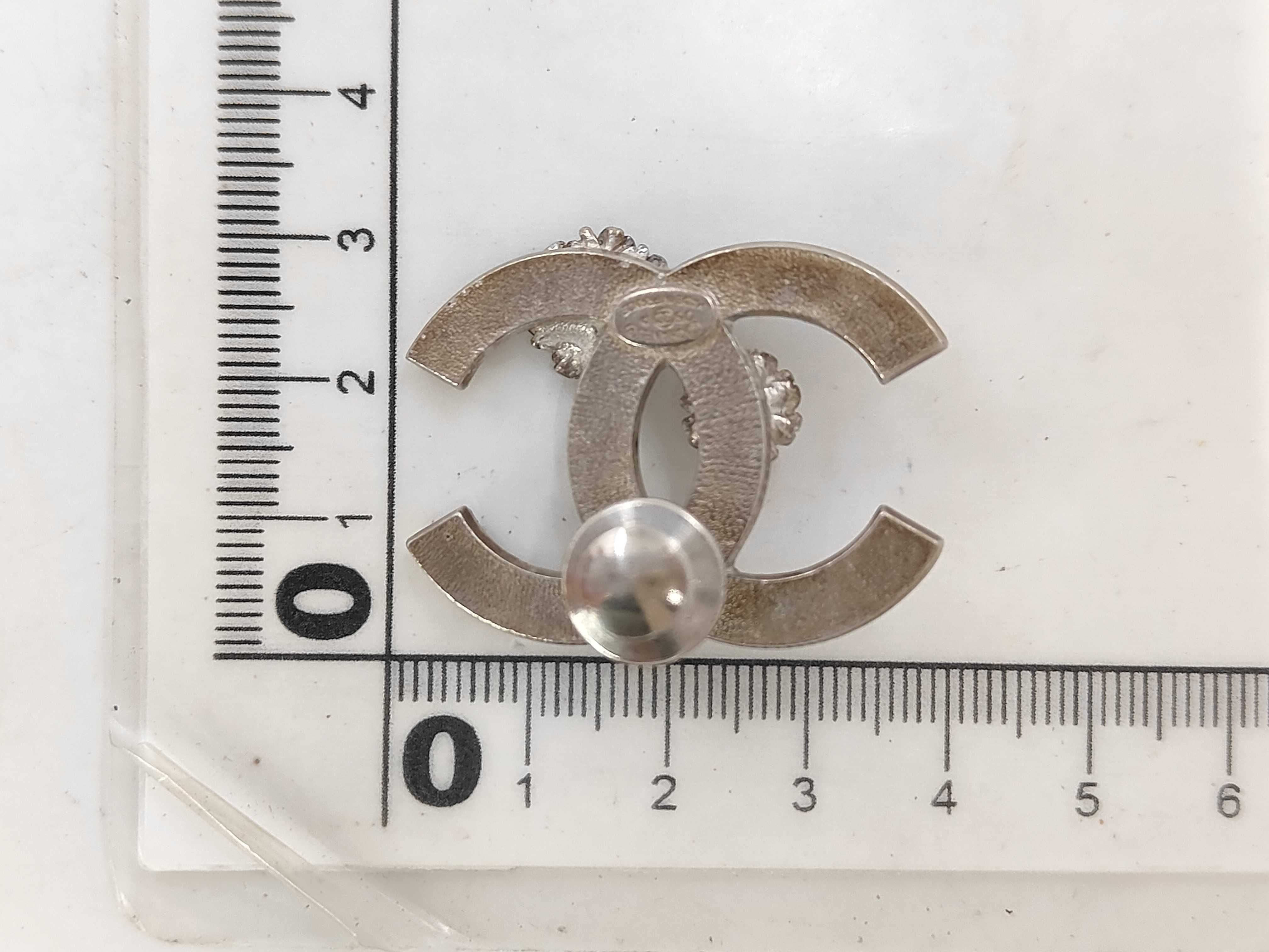 Coco Stone Pearl Silver Pin Brooch — view 7
