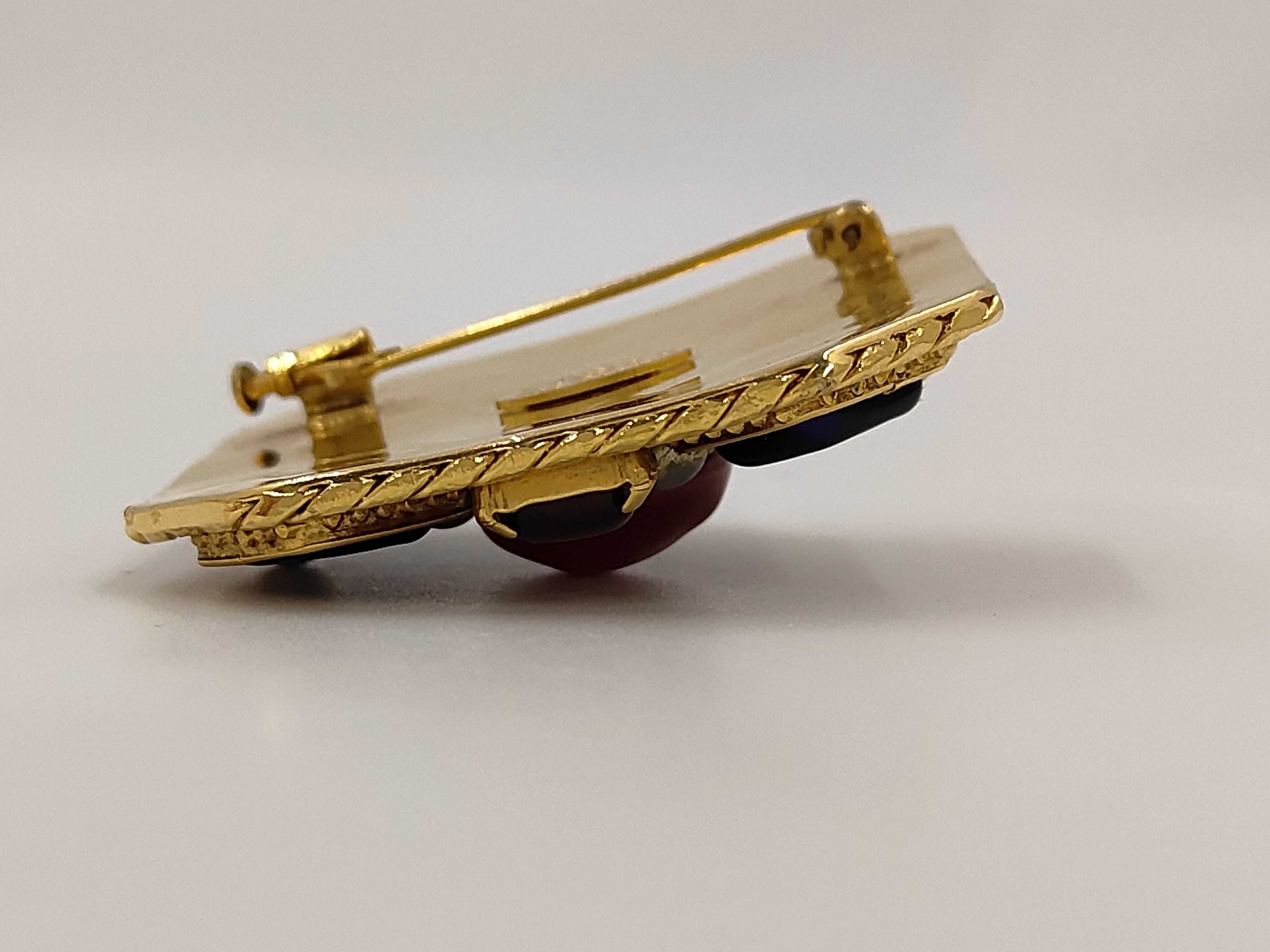 Gripoix Brooch Octagon Pearl Glass Gold Brooch — view 3