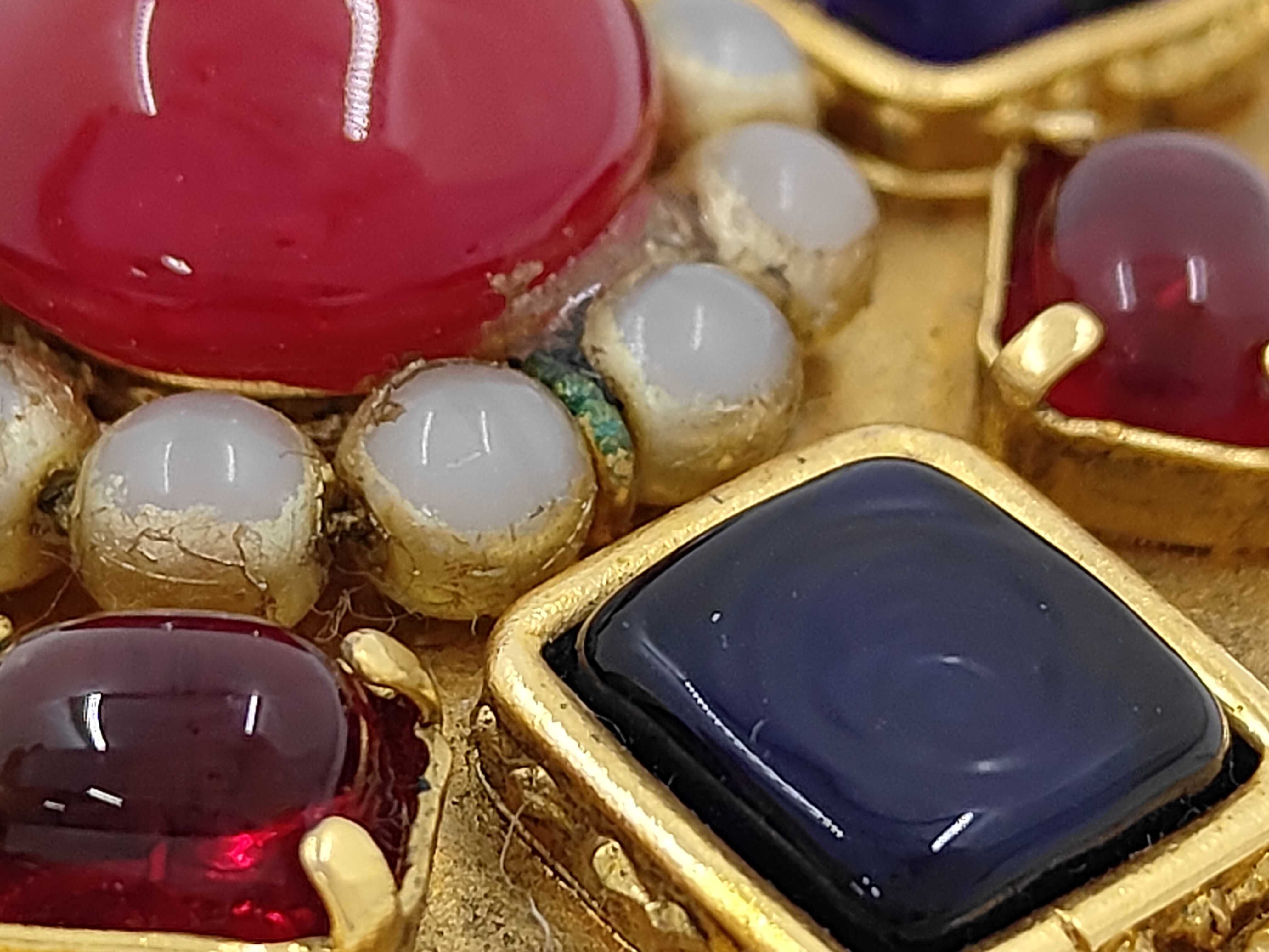 Gripoix Brooch Octagon Pearl Glass Gold Brooch — view 6