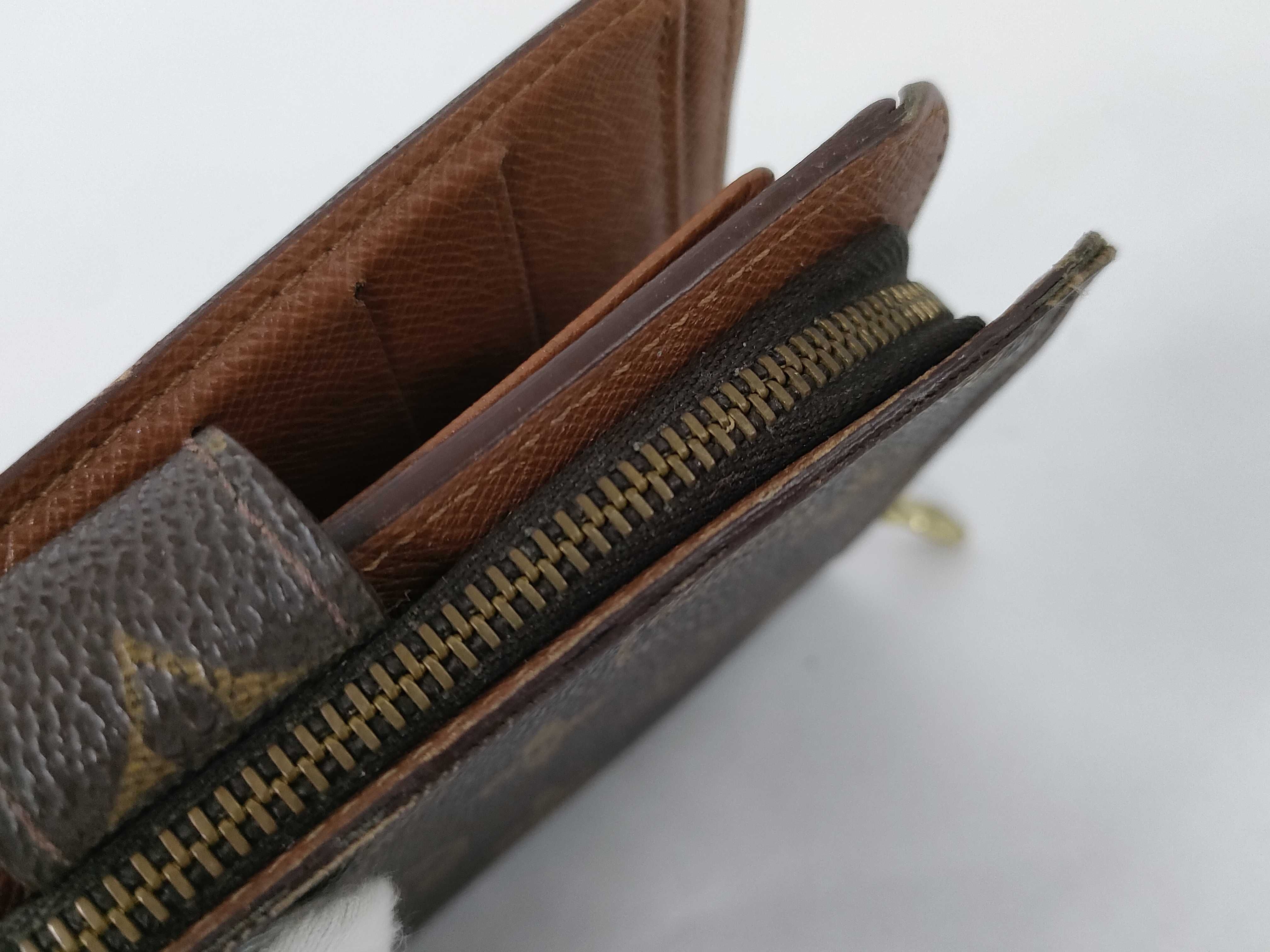Monogram Louis Vuitton Monogram Folding Wallet with Card Case — view 9
