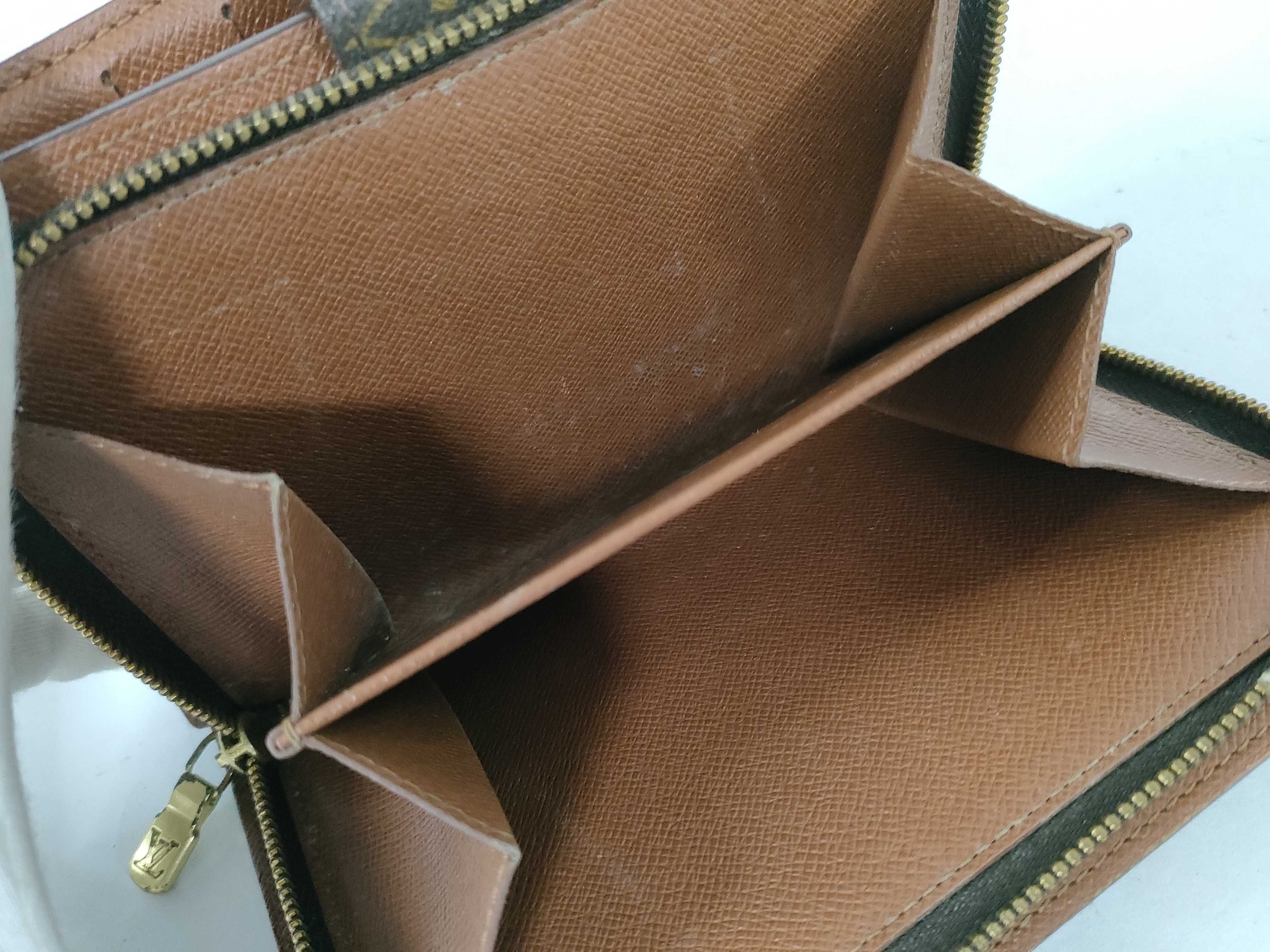 Monogram Louis Vuitton Monogram Folding Wallet with Card Case — view 10