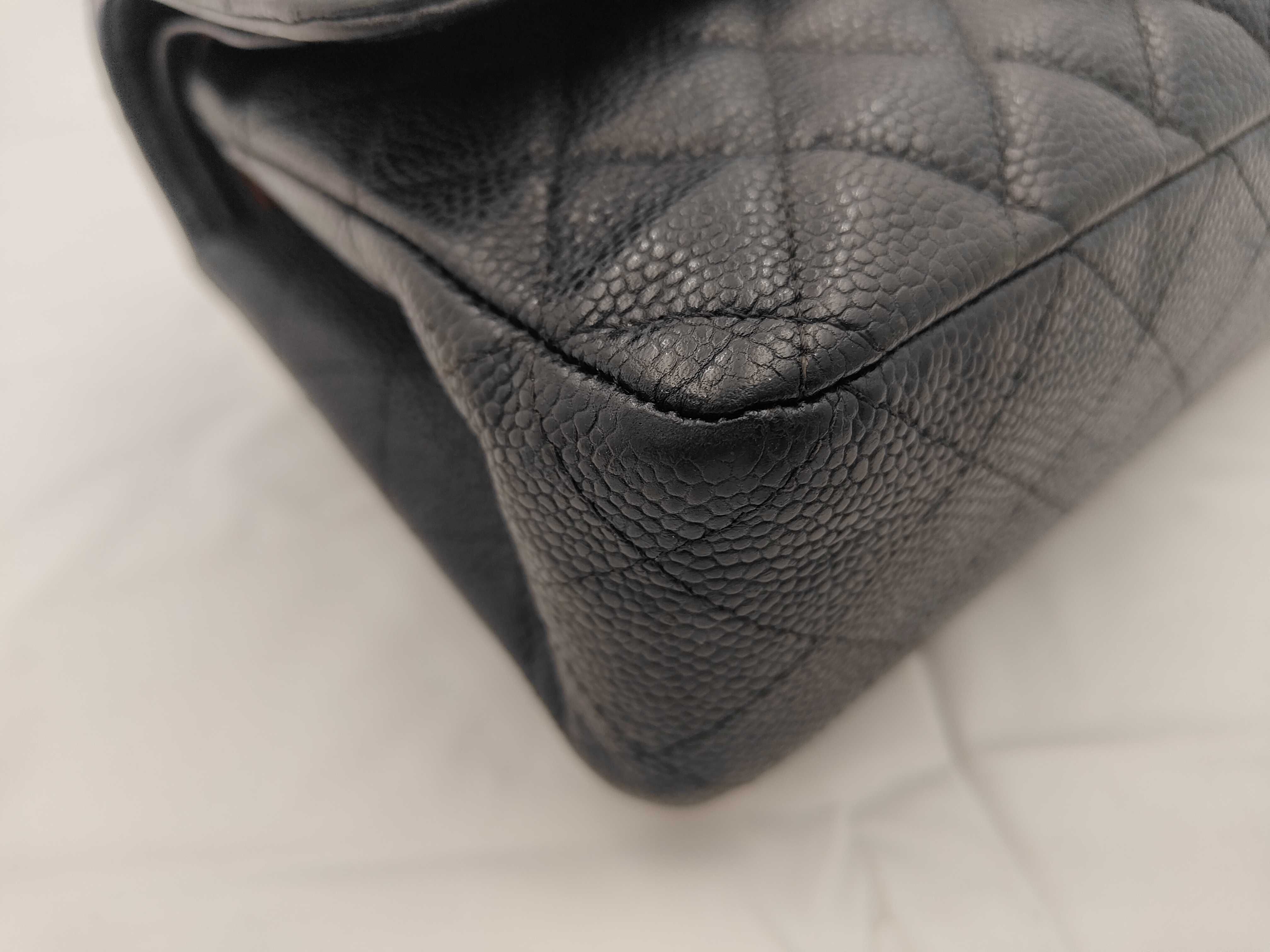 Matelassé 25 Double Flap Caviar Black Chain Shoulder Bag — view 6
