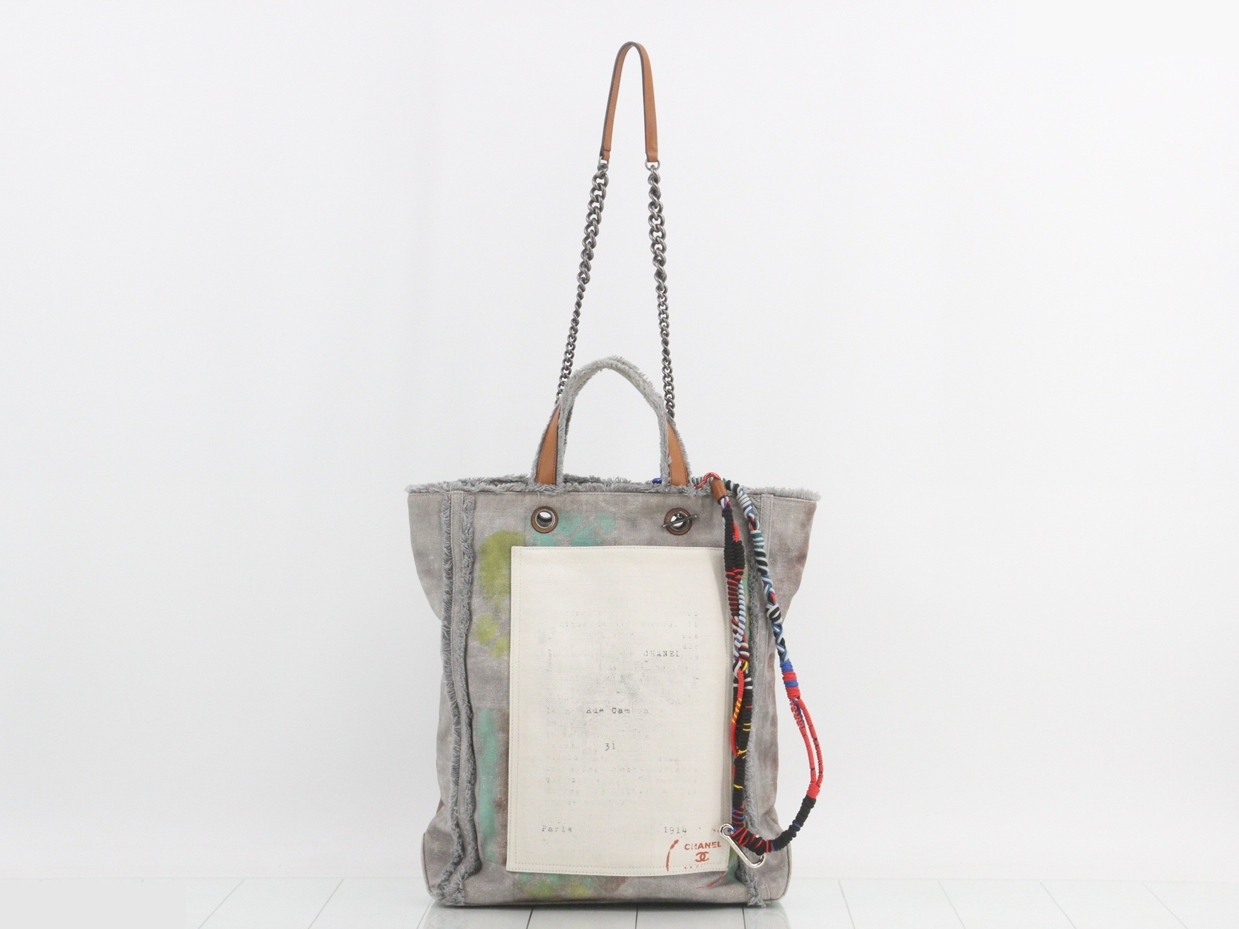 Matelassé Bricolage 2-Way Chain Tote Graffiti — view 2