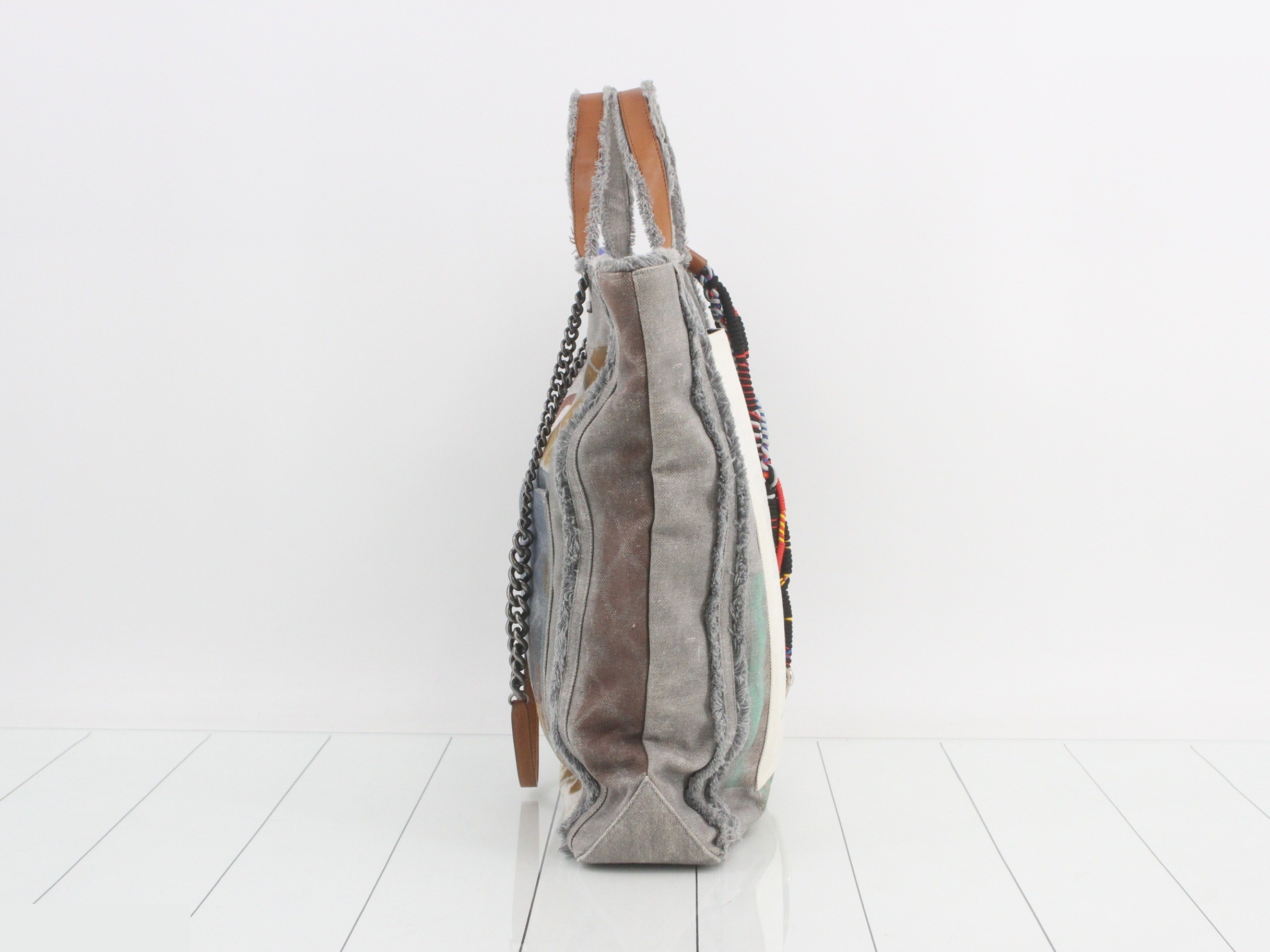 Matelassé Bricolage 2-Way Chain Tote Graffiti — view 3