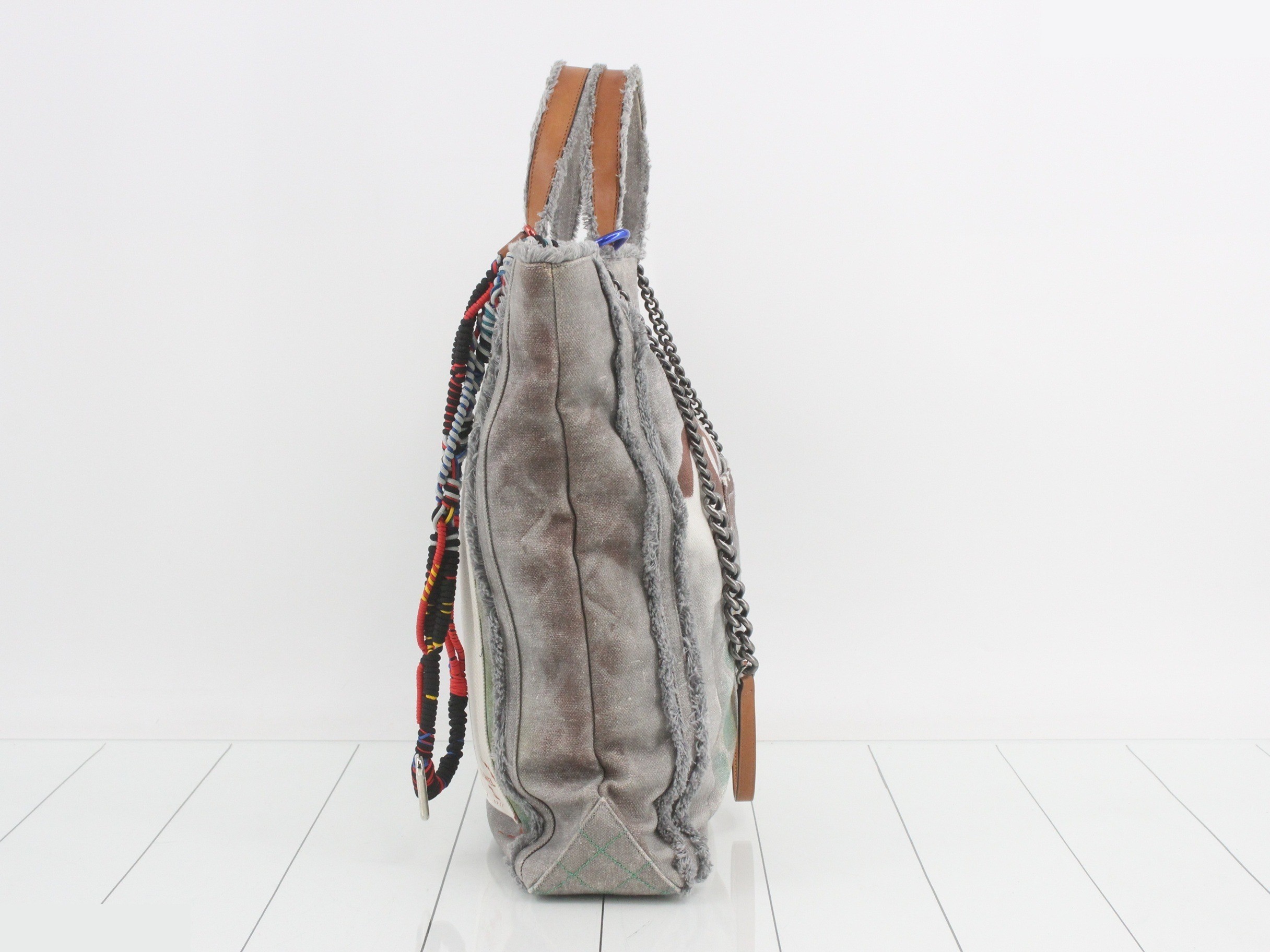Matelassé Bricolage 2-Way Chain Tote Graffiti — view 4