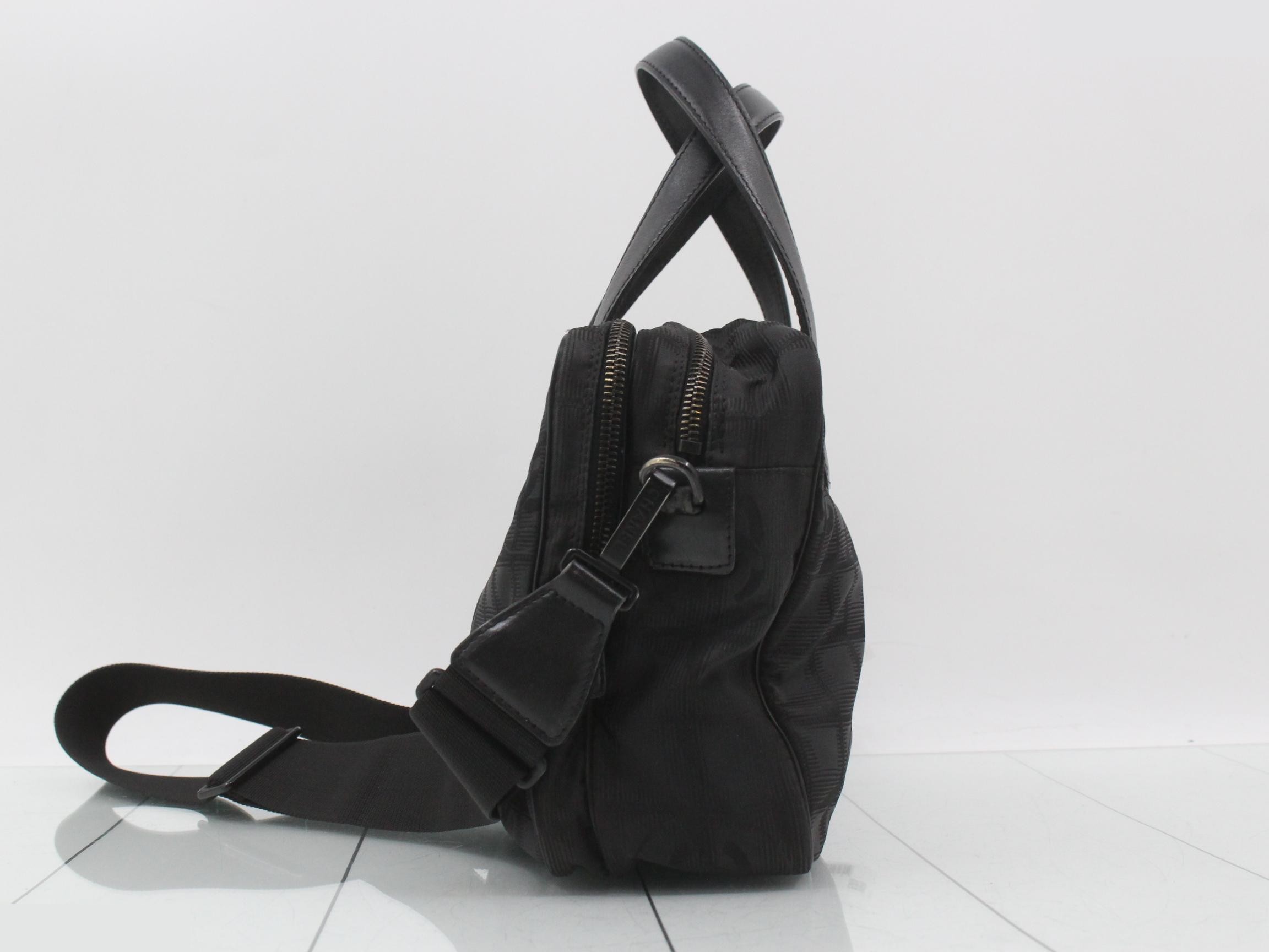New Travel Line Shoulder Bag — view 3