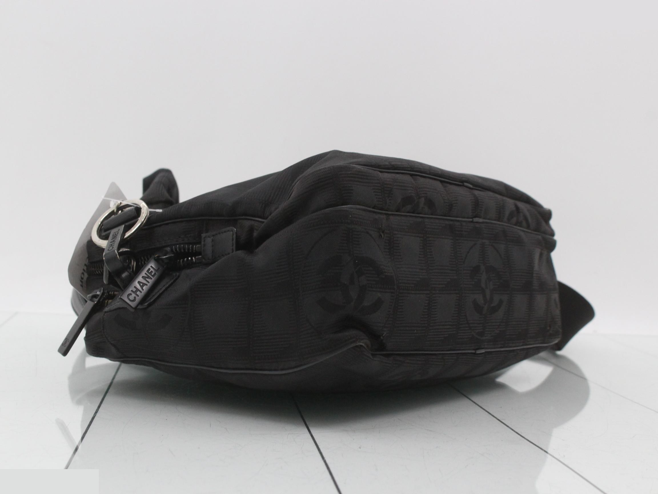 New Travel Line Shoulder Bag — view 5