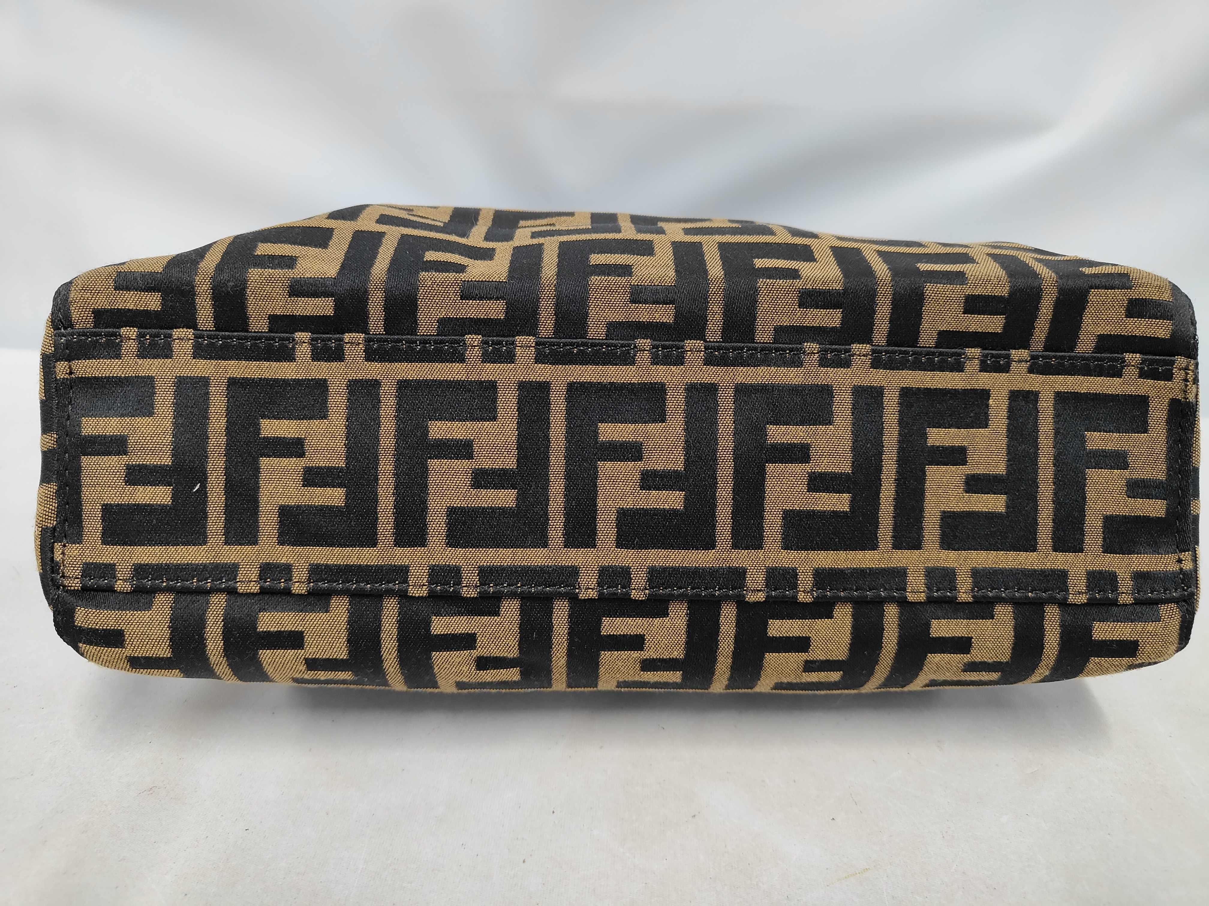Brown Black Zucca Pattern Tote Bag — view 4