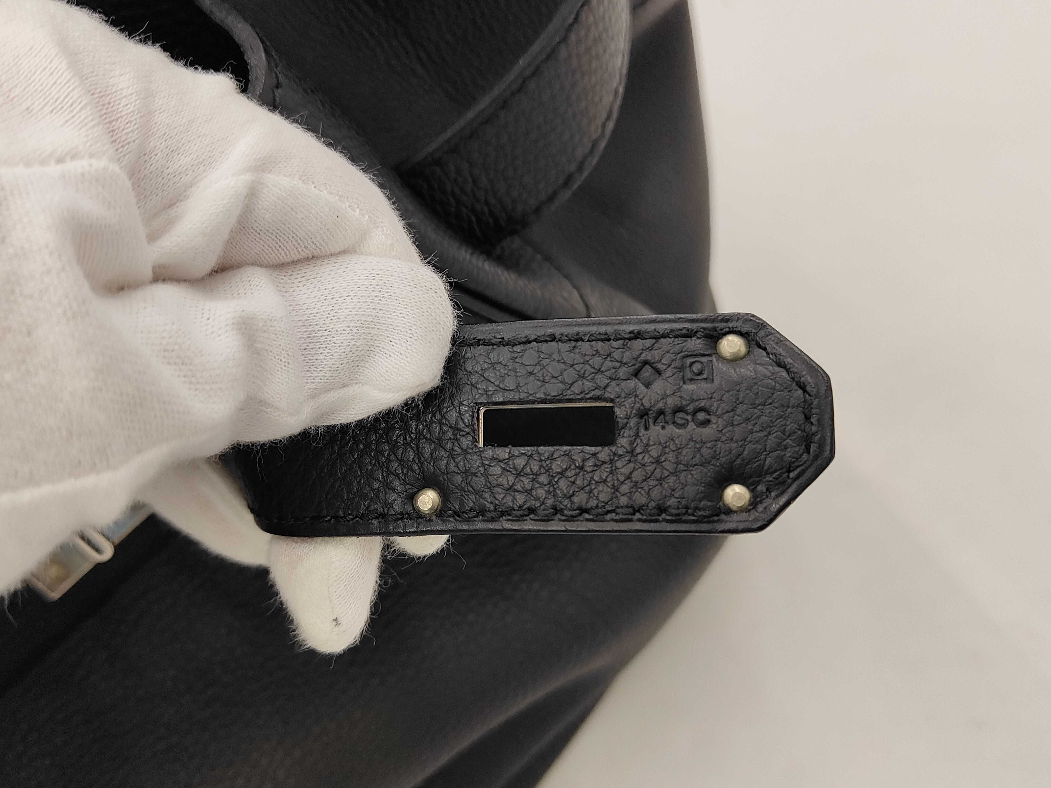Togo Haut à Courroies 50 Black O Stamp Boston Bag — view 12