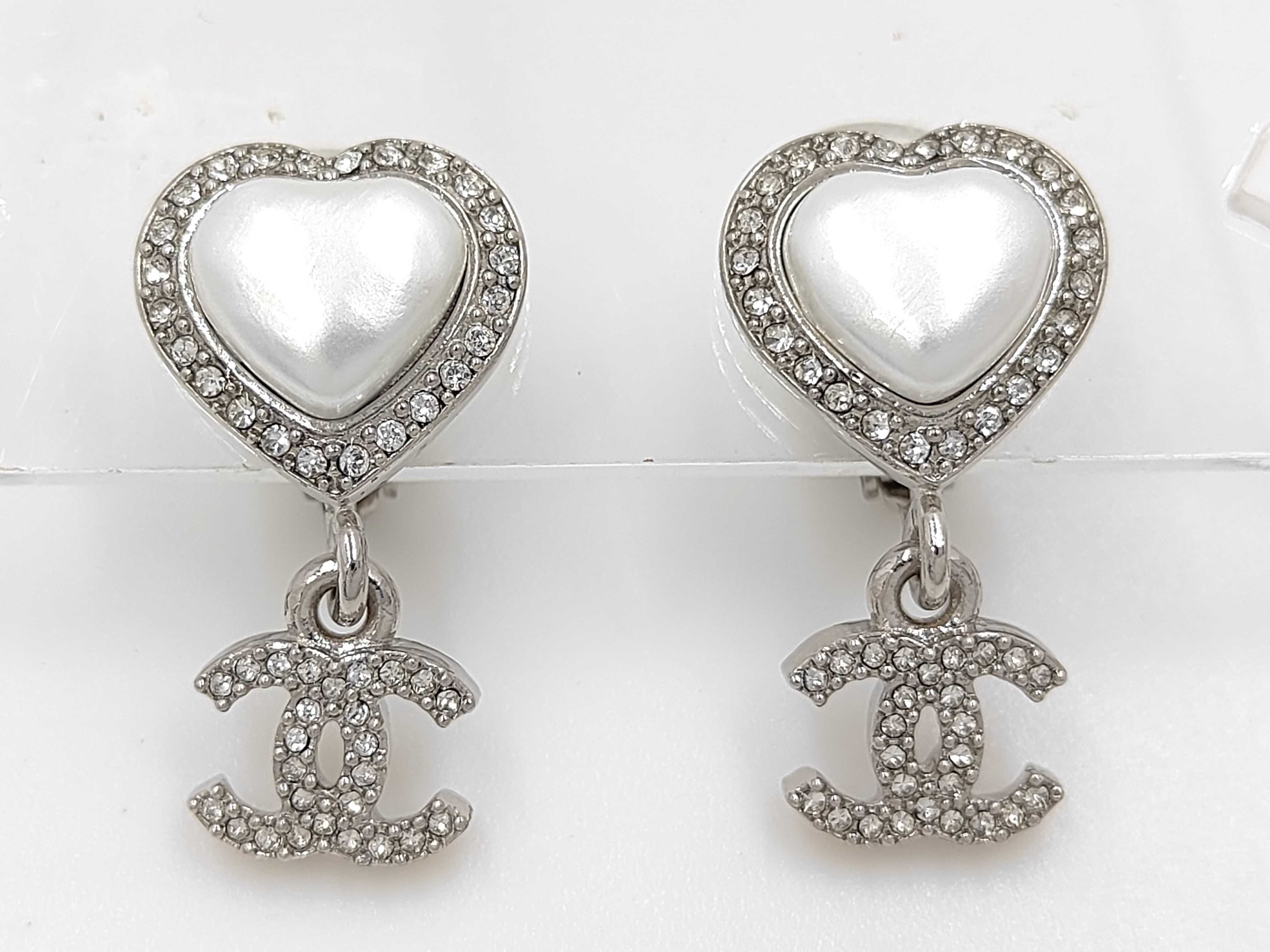 Faux Pearl/Rhinestone Heart Earrings 23B