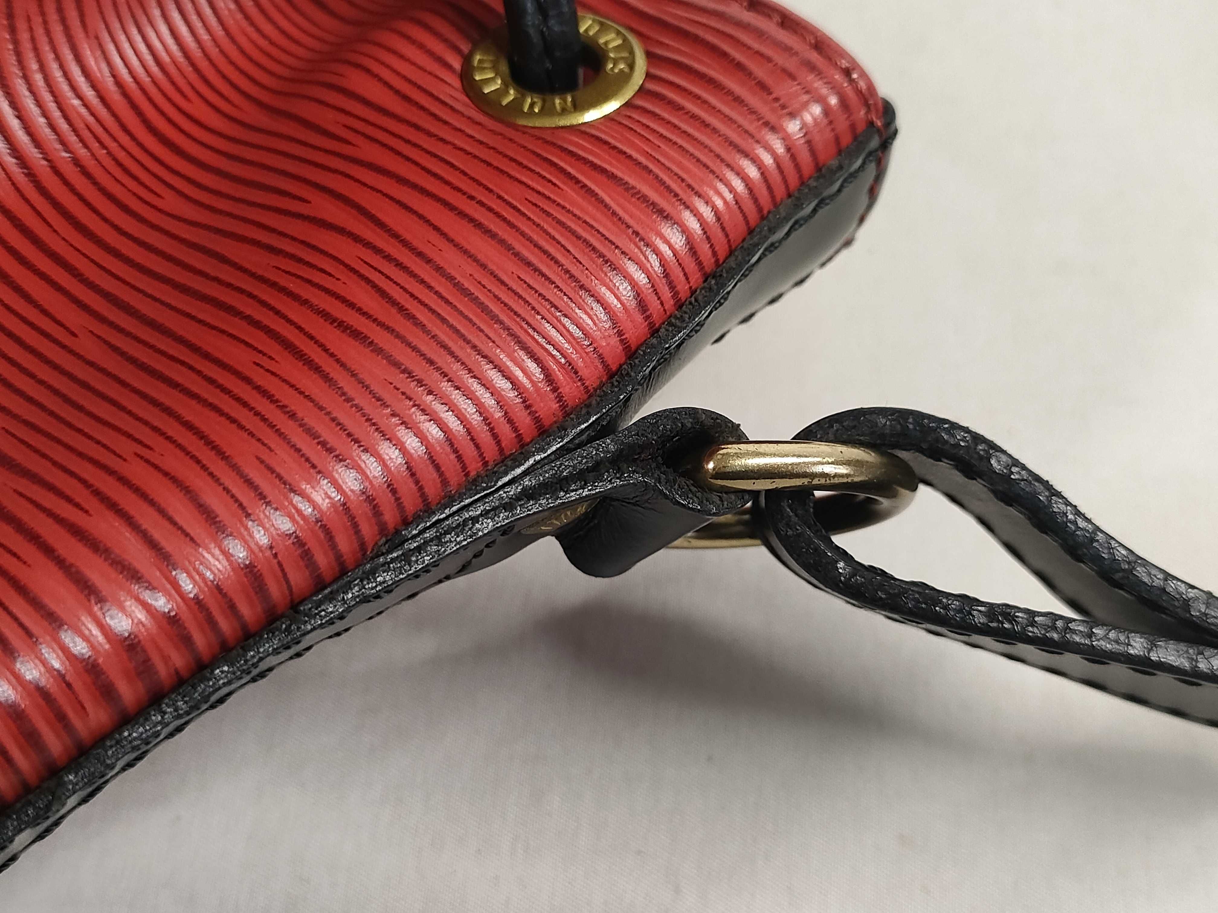 Epi Petit Noé M44172 AR0994 Red Shoulder Bag — view 5