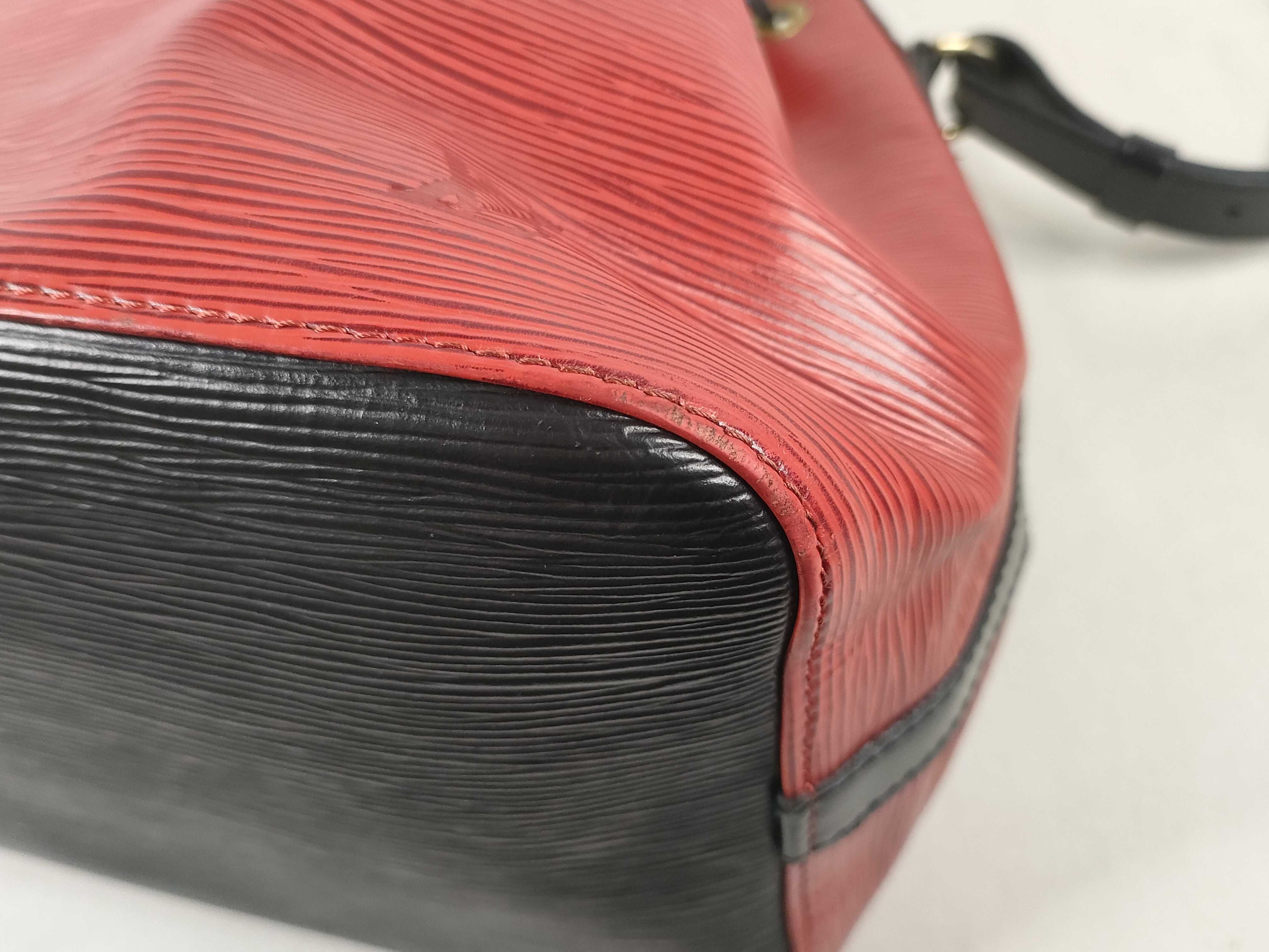 Epi Petit Noé M44172 AR0994 Red Shoulder Bag — view 6