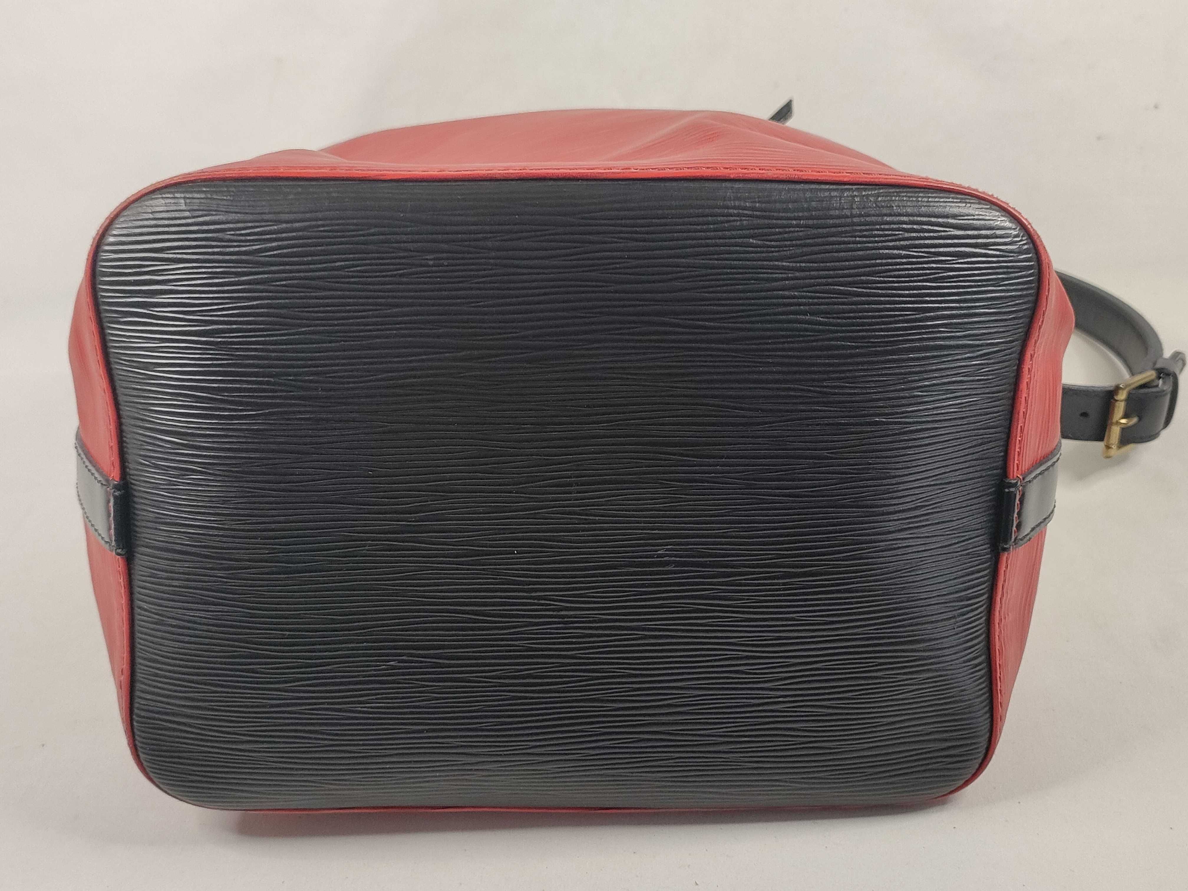 Epi Petit Noé M44172 AR0994 Red Shoulder Bag — view 7