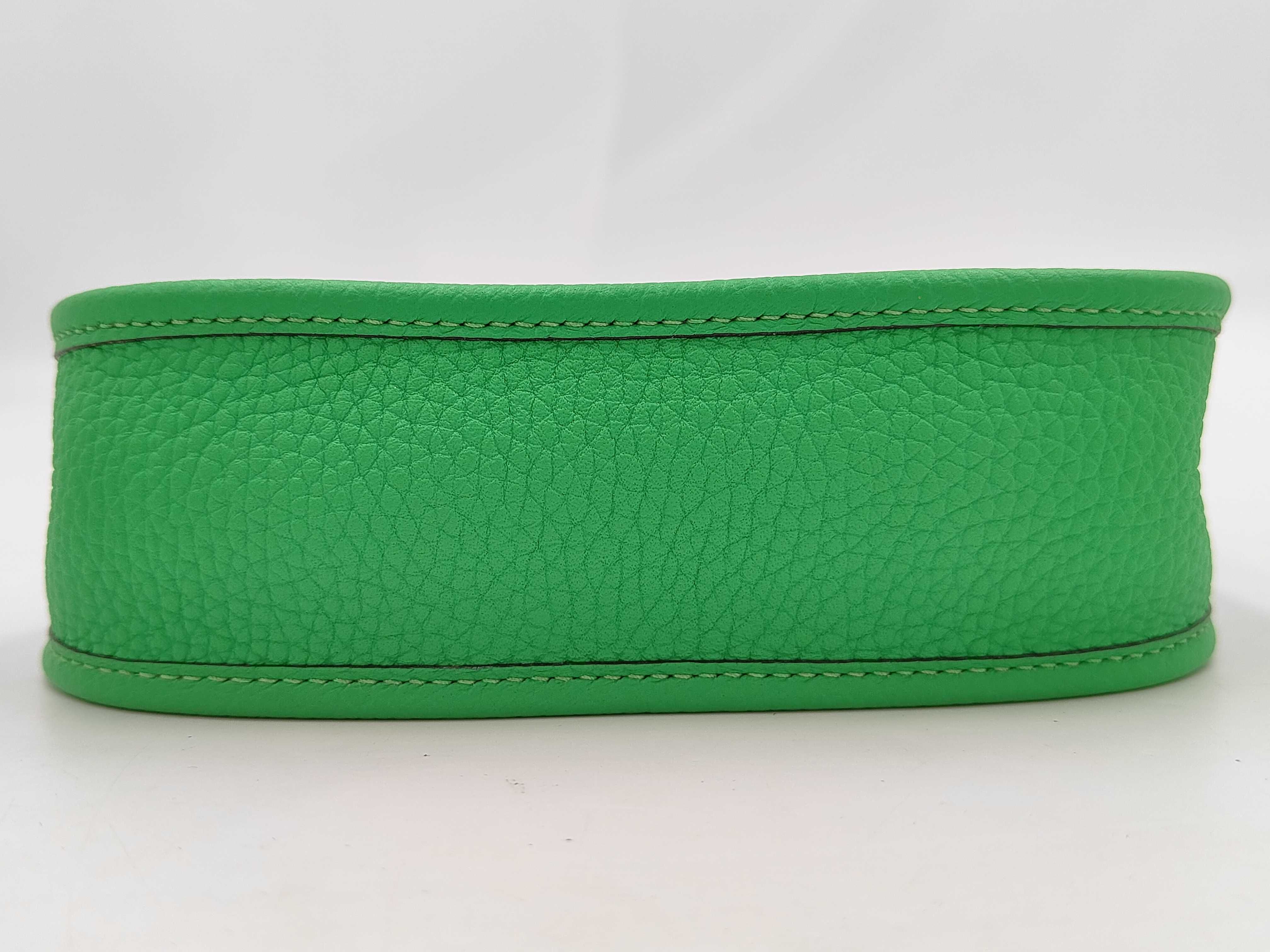 Evelyne TPM B-stamp Shoulder Bag, Green Shoulder Bag — view 3