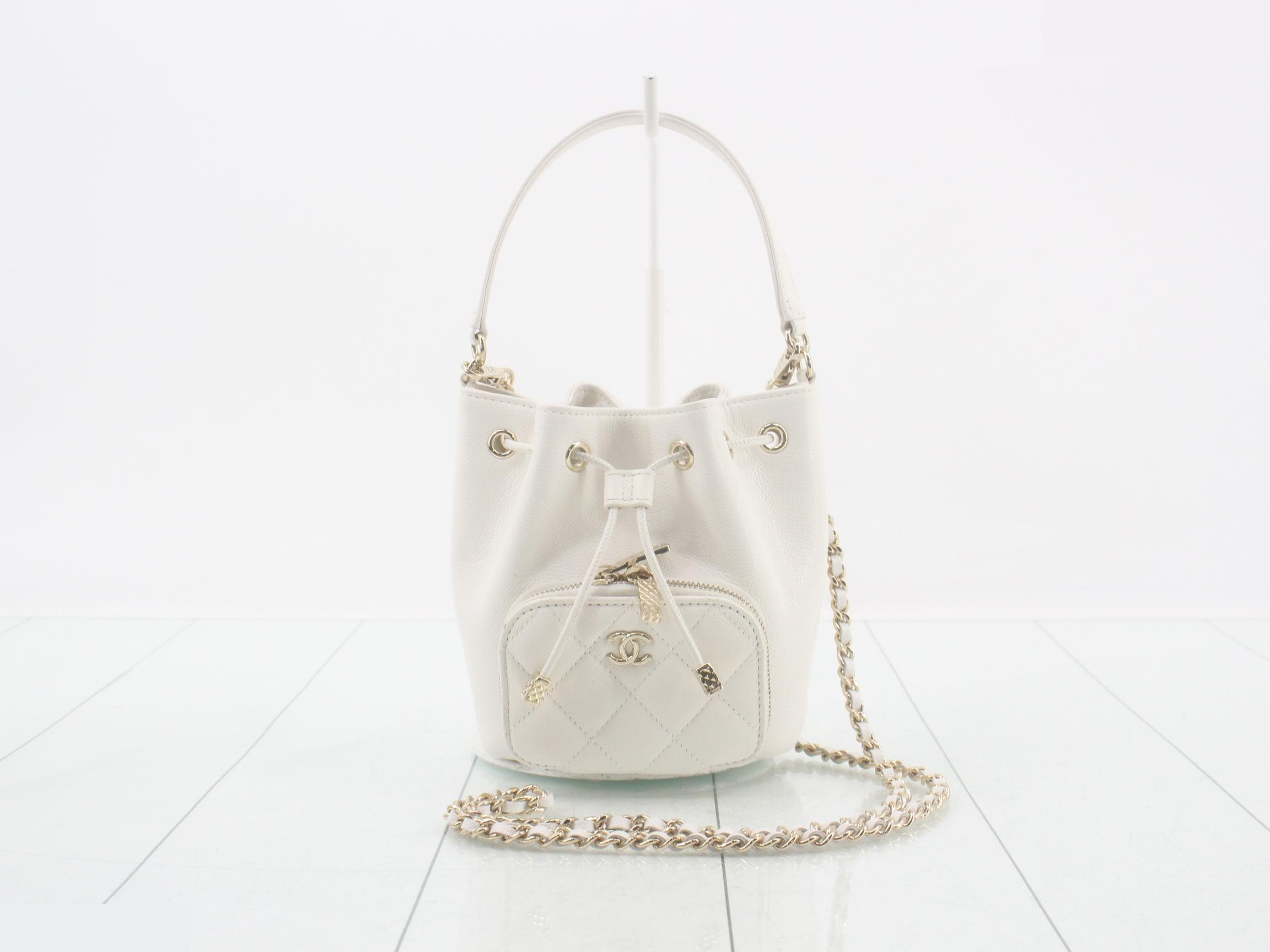 Drawstring shoulder bag