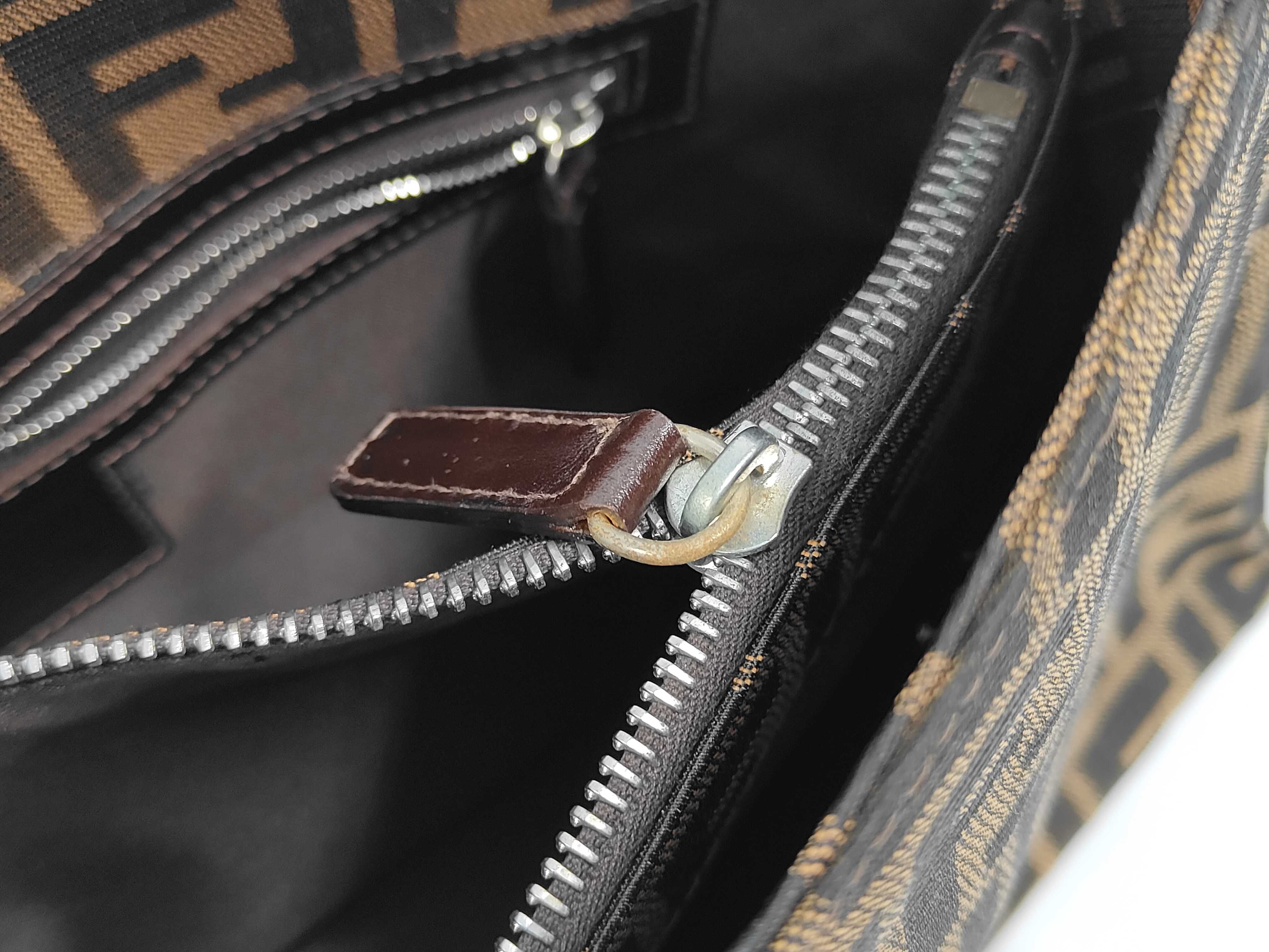 ZUCCA Mamma Bucket Handbag Shoulder Bag — view 13
