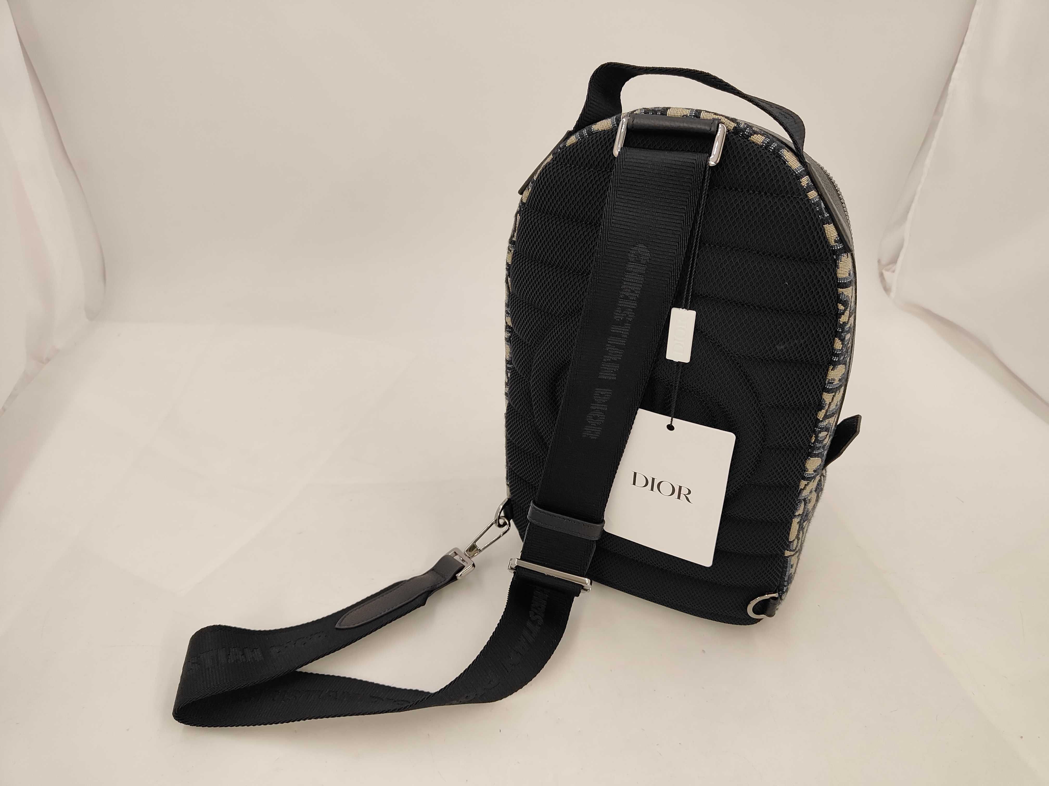 Oblique Sling Bag 20-BO-0251 Shoulder Bag — view 3
