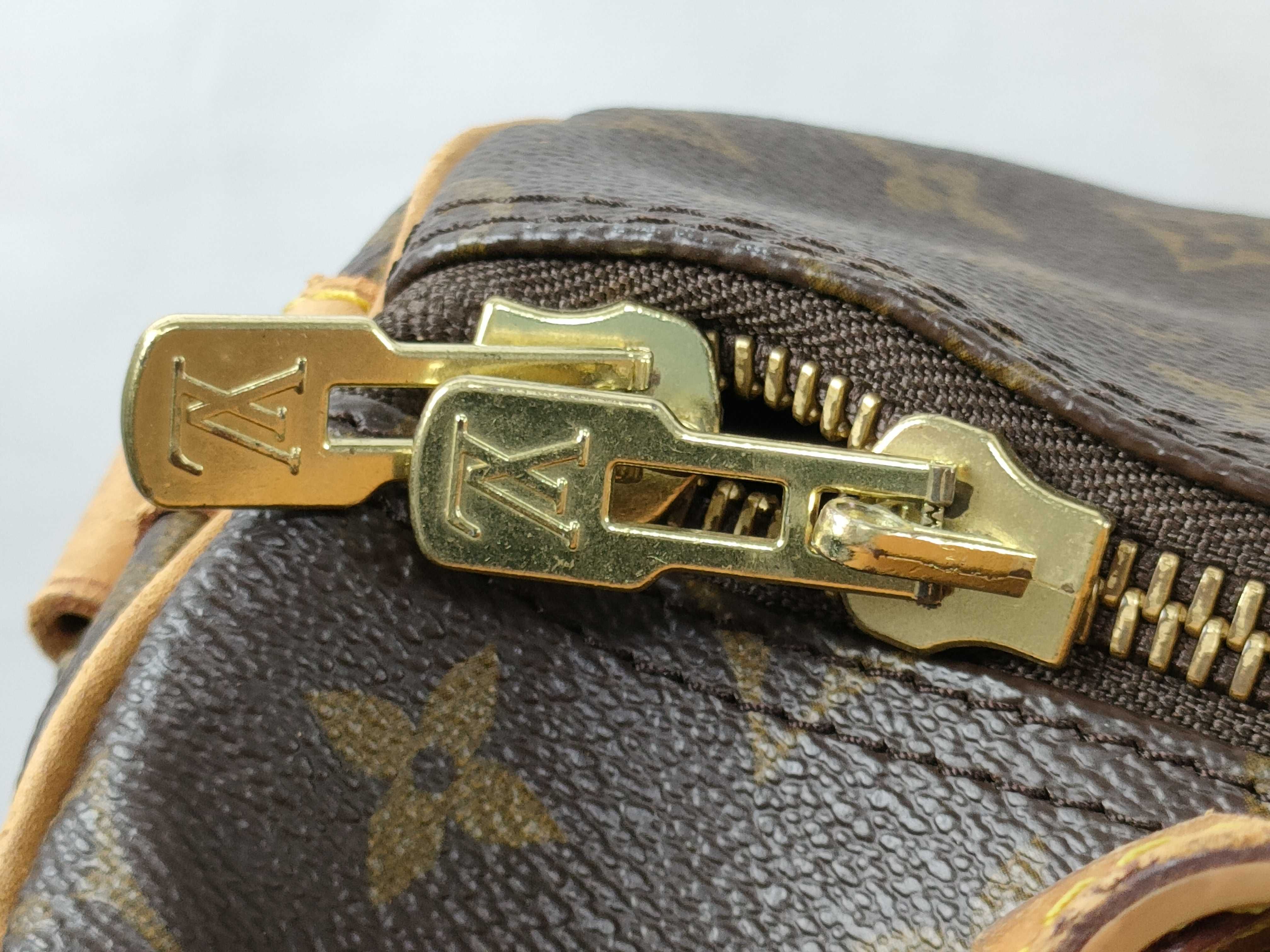 Monogram LV Keepall Bandoulière Boston Bag with Strap — view 8